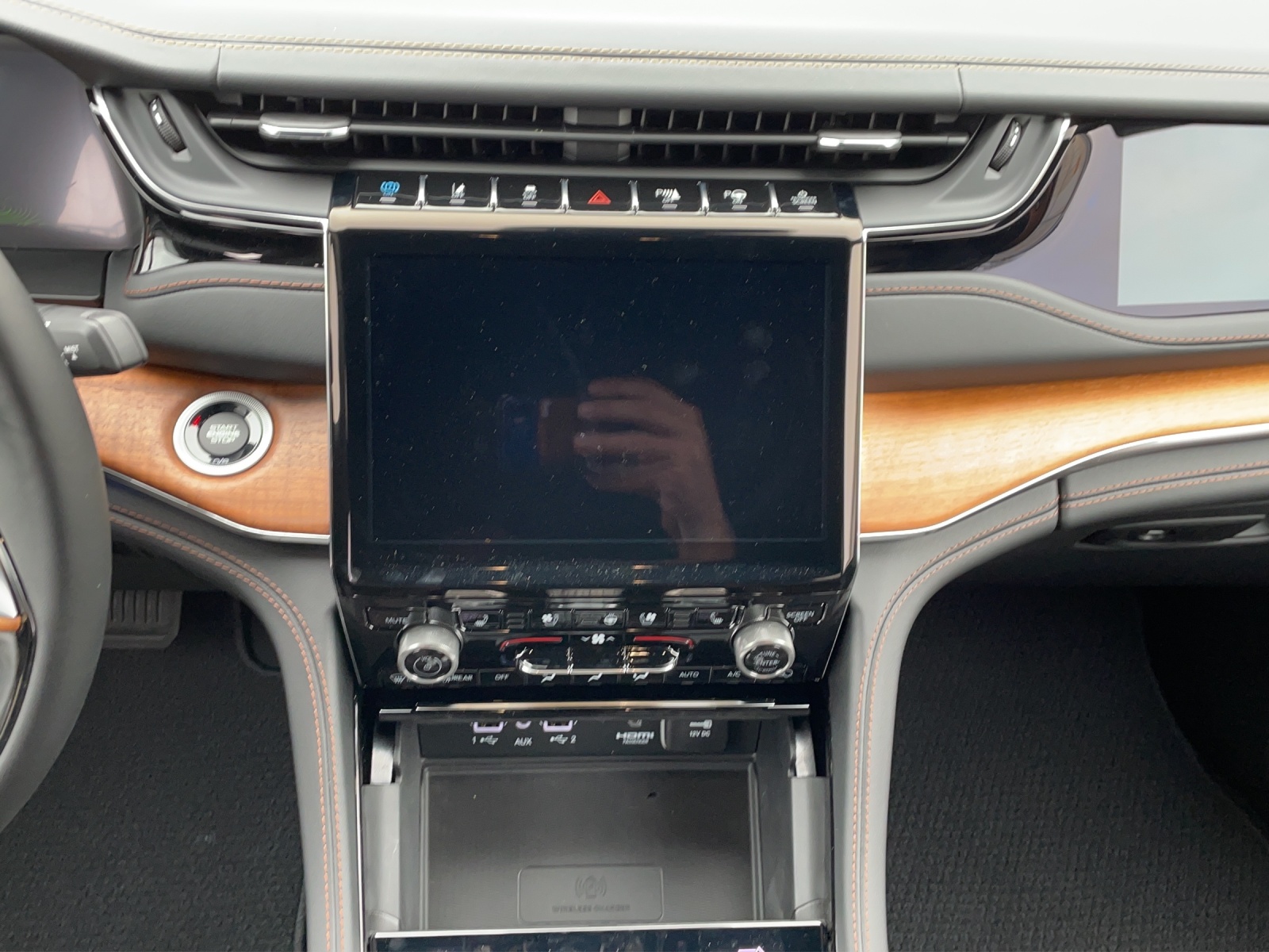 JEEP Grand Cherokee 2.0 Turbo Summit Reserve 4xe-image-11