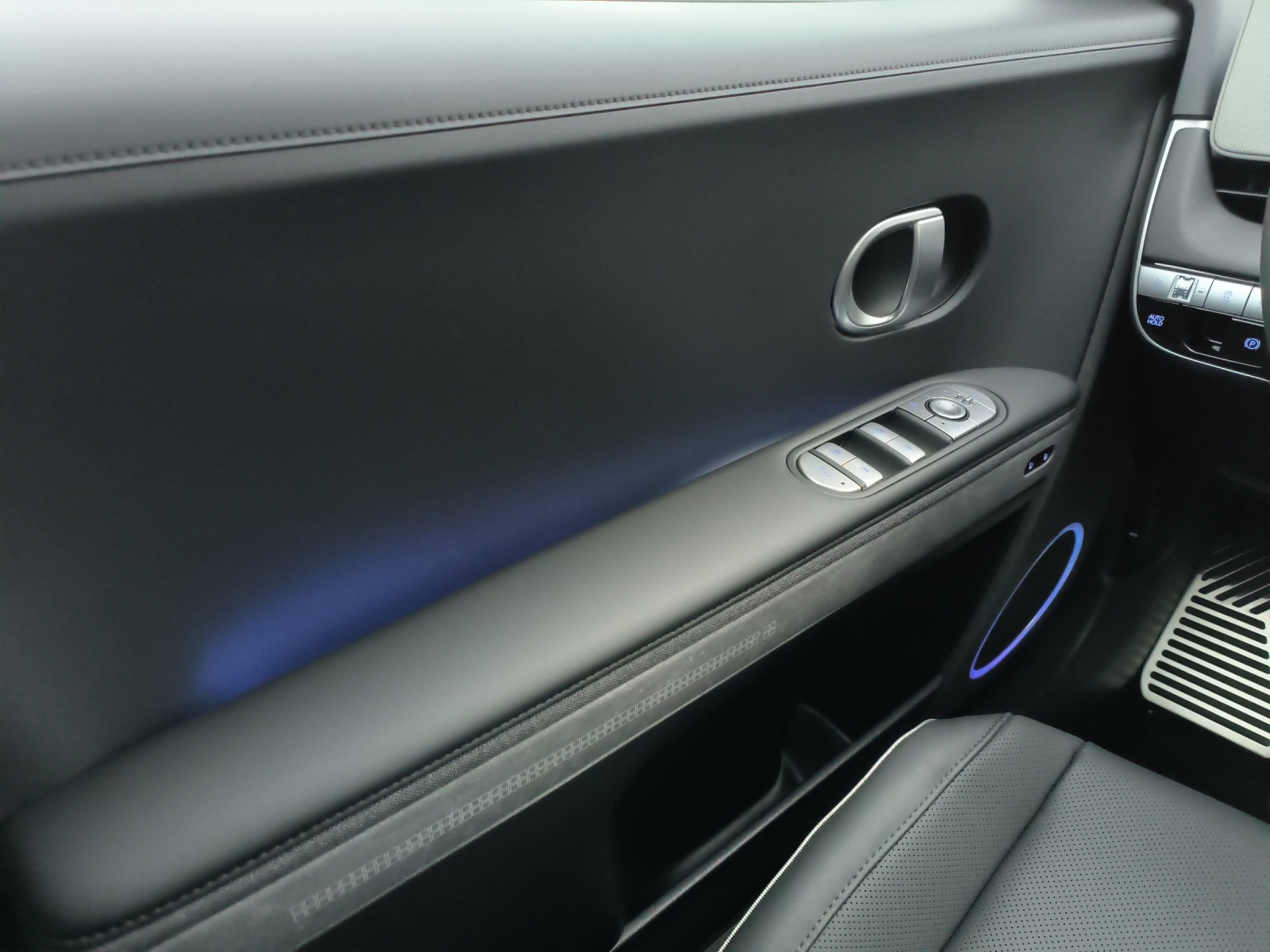 HYUNDAI Ioniq 5 77kWh Vertex 4WD-image-8