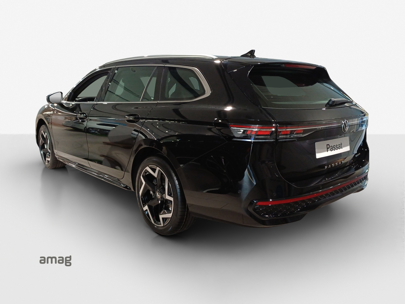 VW Passat Variant 1.5 TSI evo2 Plug-In- Hybrid R-Line DSG-image-1