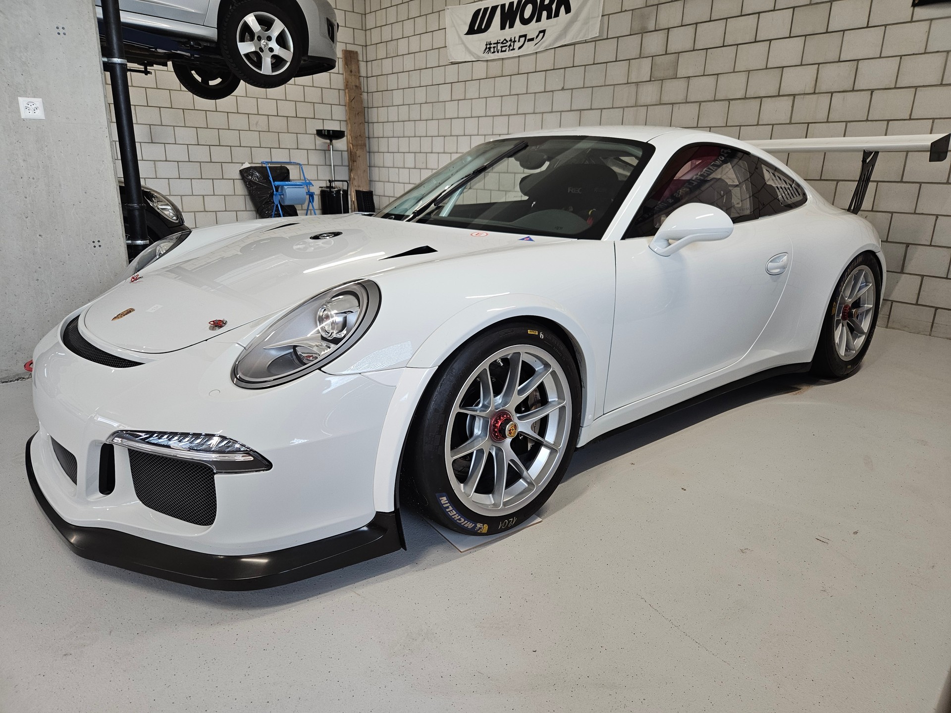 PORSCHE 911 GT3 Cup-image-7