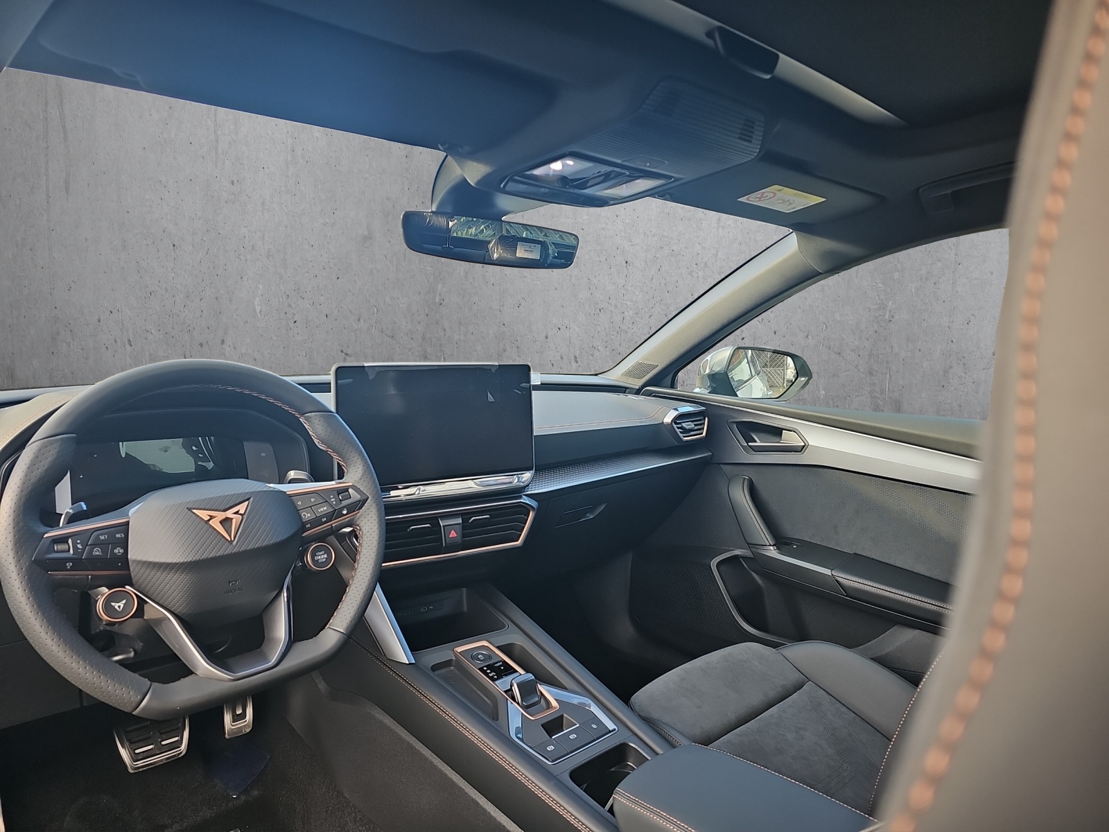 CUPRA LEON 2.0 TSI VZ DSG-image-8
