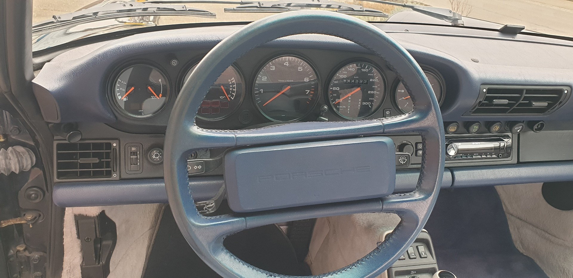 PORSCHE 911 Carrera 2 Cabrio-image-6