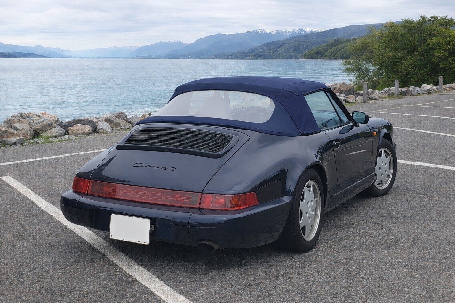 PORSCHE 911 Carrera 2 Cabrio-image-2