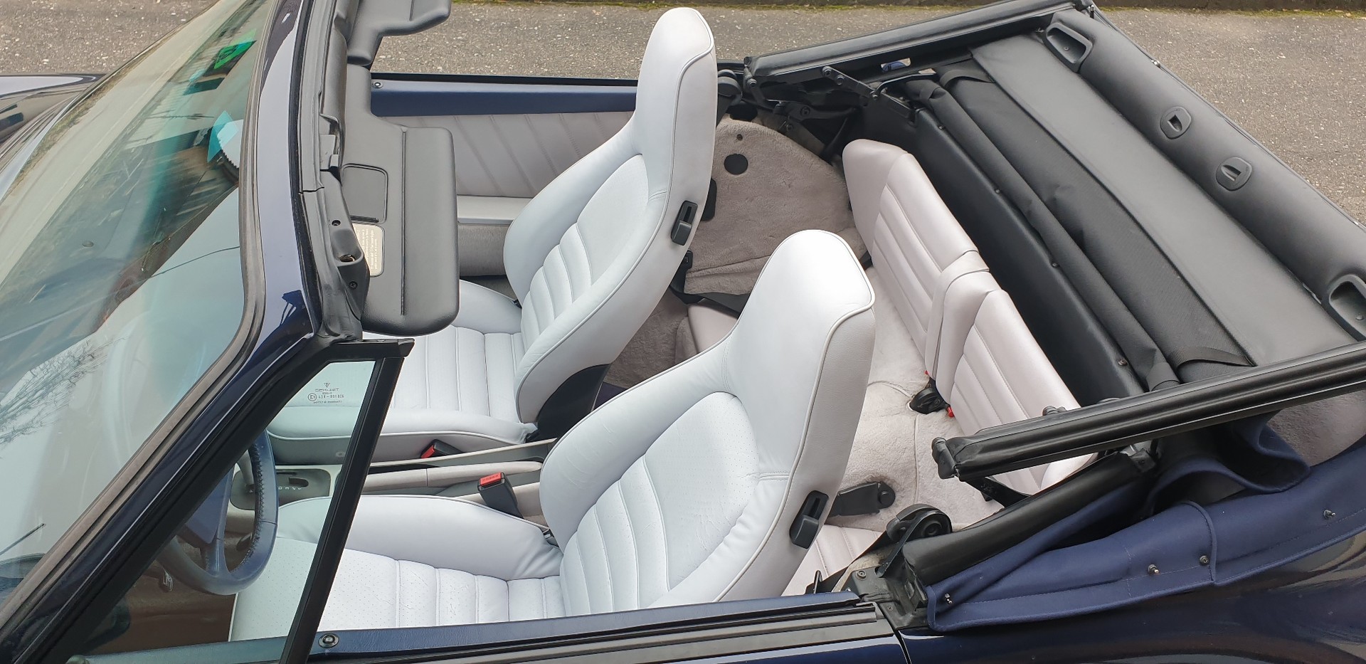 PORSCHE 911 Carrera 2 Cabrio-image-7