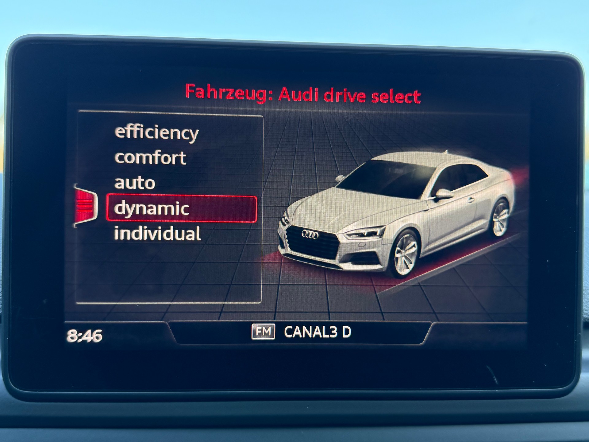 AUDI A5 Coupé 40 TFSI-image-16