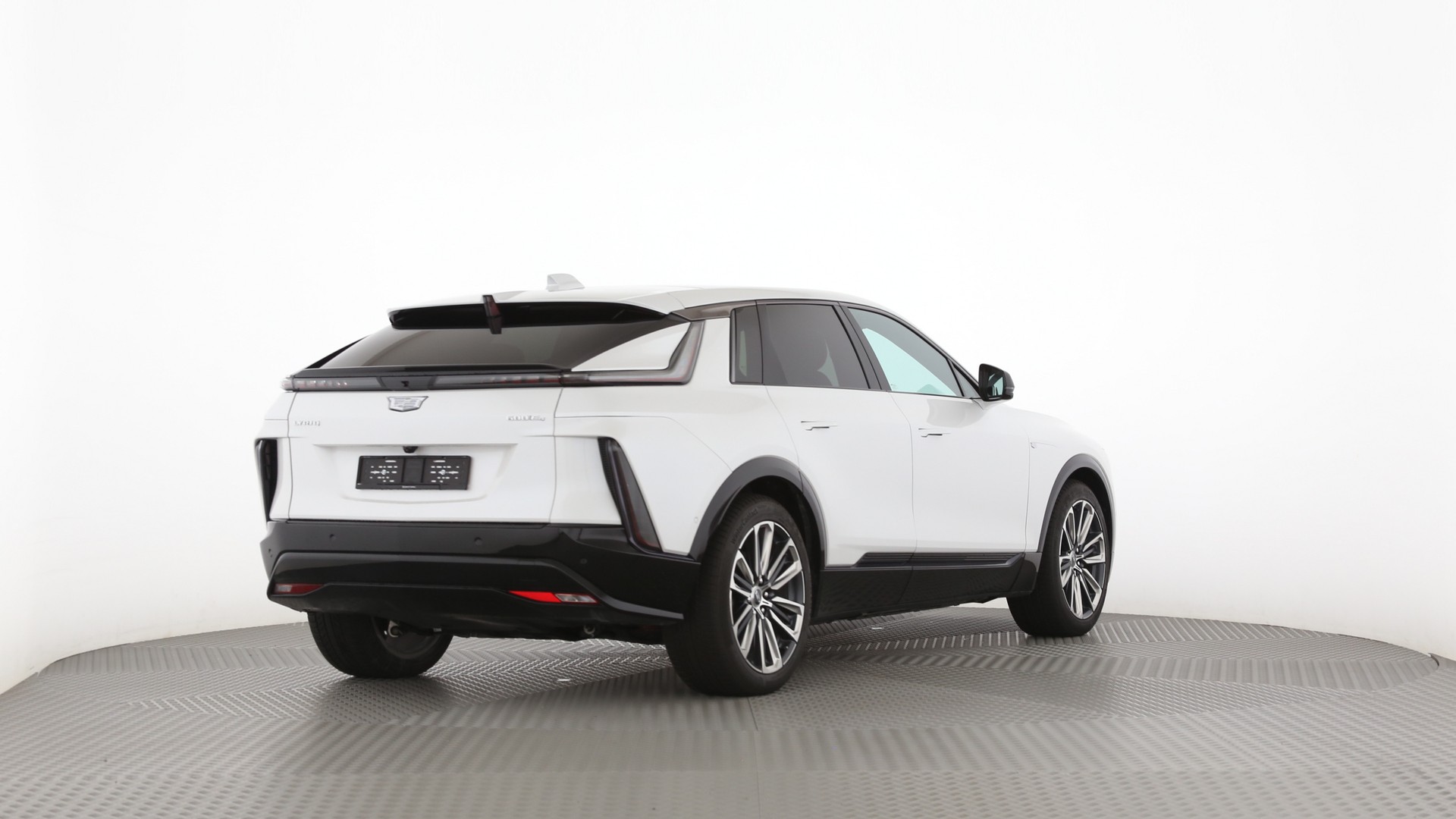 CADILLAC LYRIQ Sport 102 kWh AWD-image-2