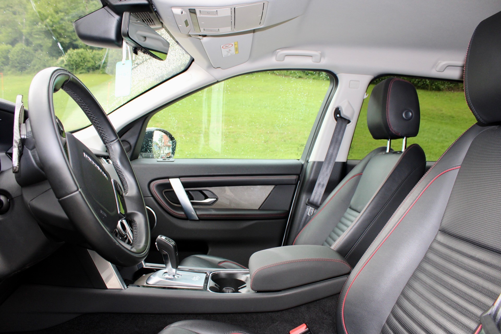 LAND ROVER Discovery Sport R Dyn D240 2.0D SD4 MHEV HSE AT9-image-11