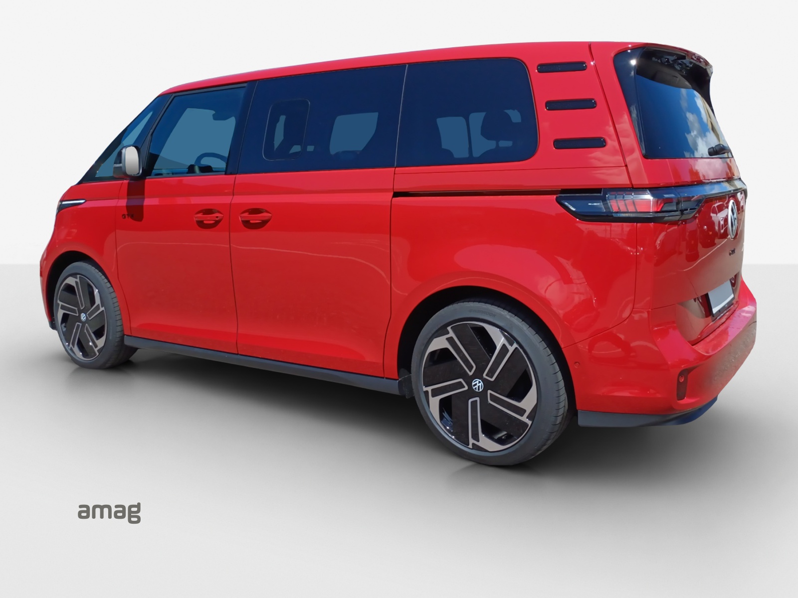 VW ID.Buzz NWB GTX 4 Motion-image-2