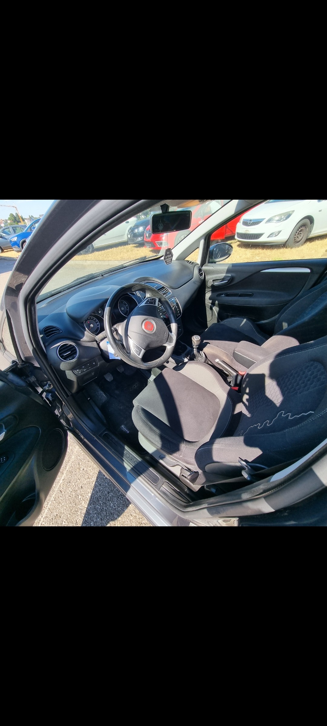 FIAT Punto 0.9 Twinair Young-image-7