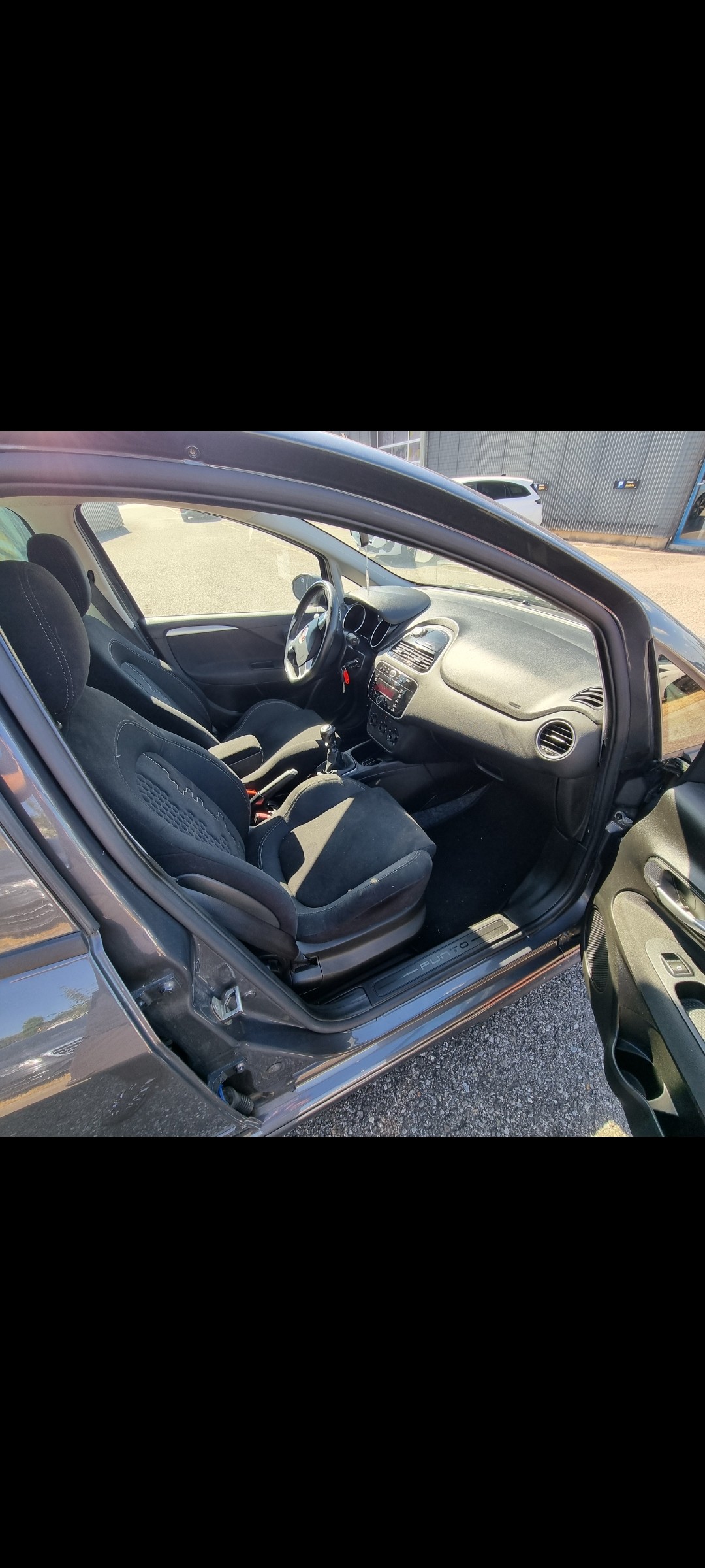 FIAT Punto 0.9 Twinair Young-image-5