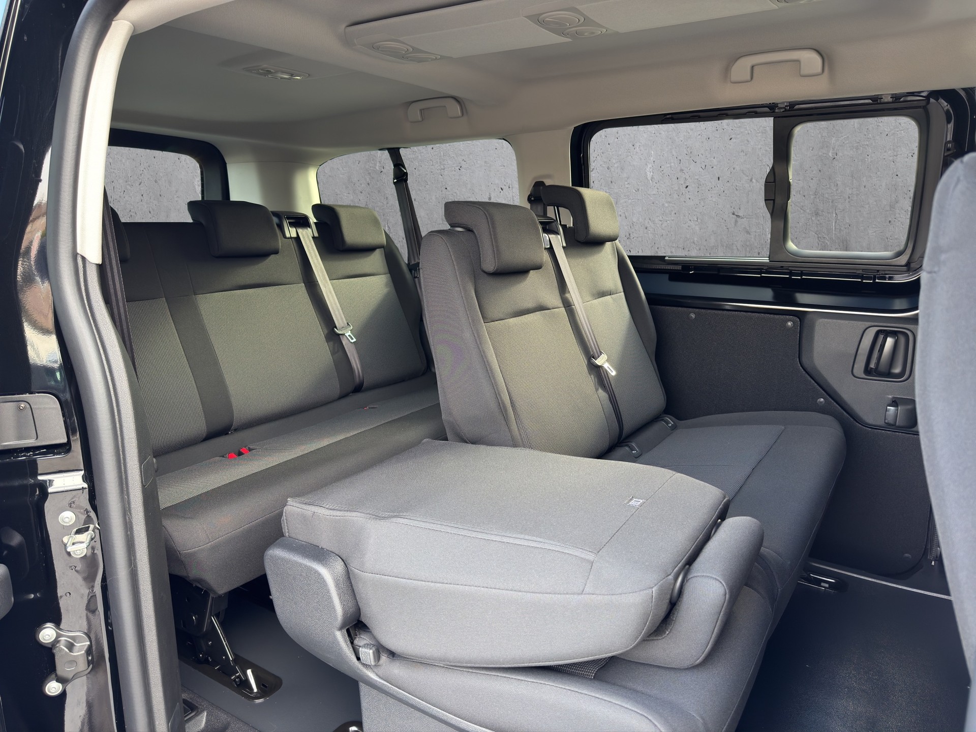 FIAT SCUDO combi L3 2.0 BlueHDI 180-image-11