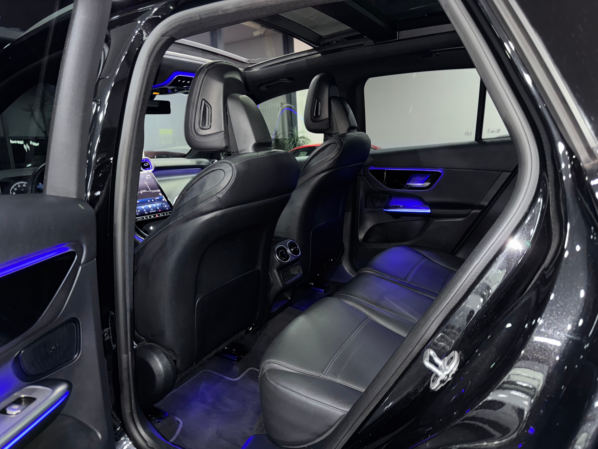 MERCEDES-BENZ GLC 300 de 4Matic 9G-Tronic-image-10