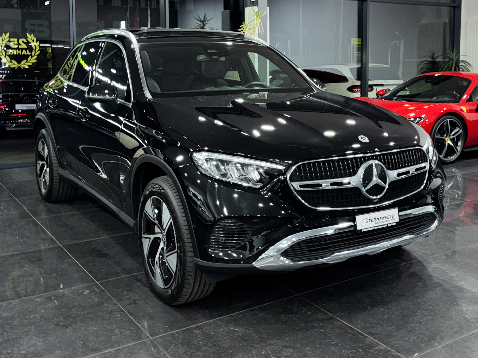 MERCEDES-BENZ GLC 300 de 4Matic 9G-Tronic-image-2