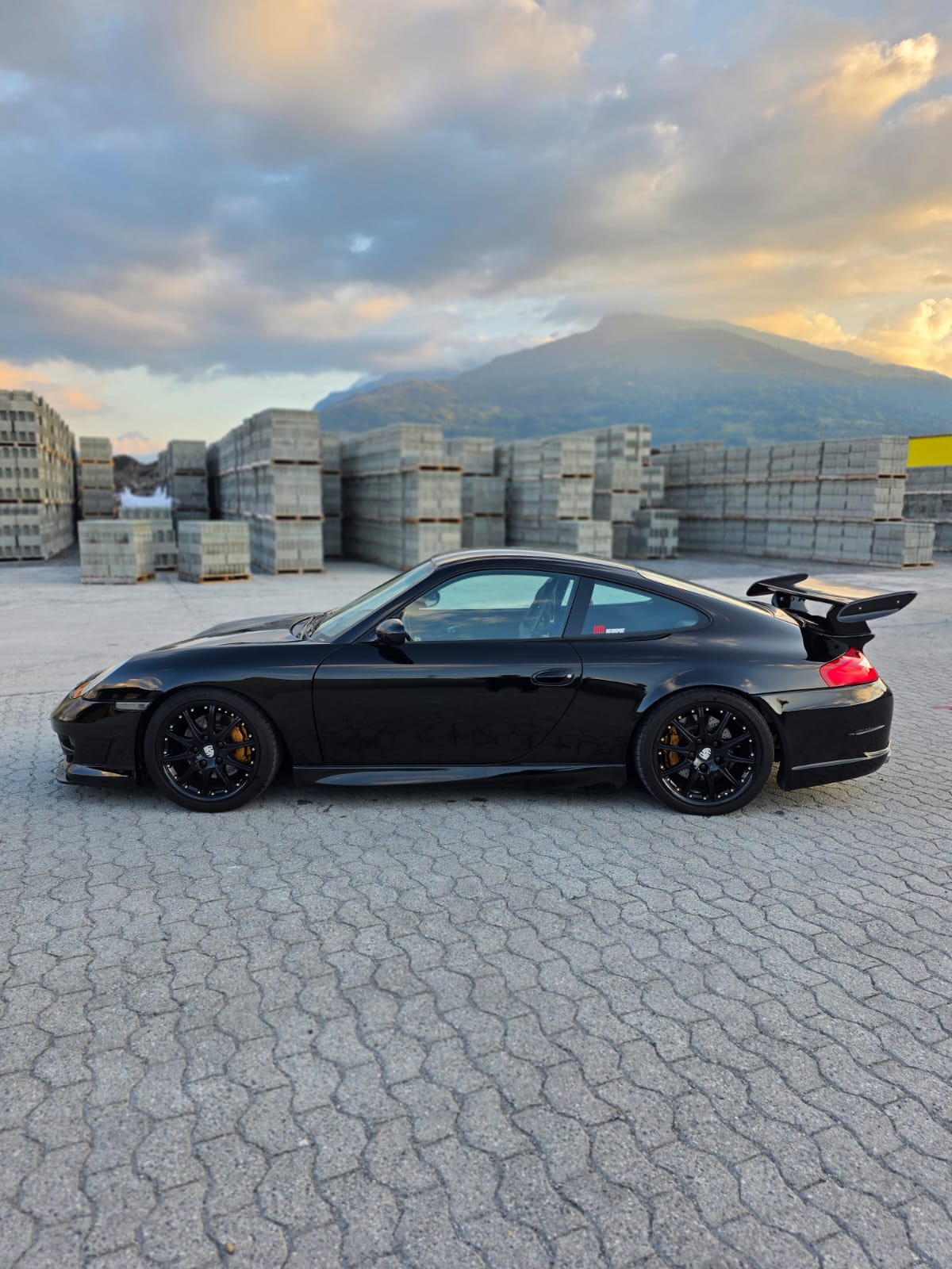 PORSCHE 911 GT3-image-2