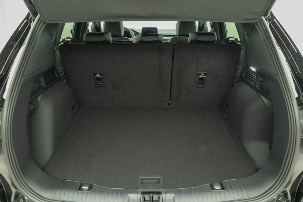 FORD Kuga 2.5 Plug-in Hybrid ST-Line X-image-4