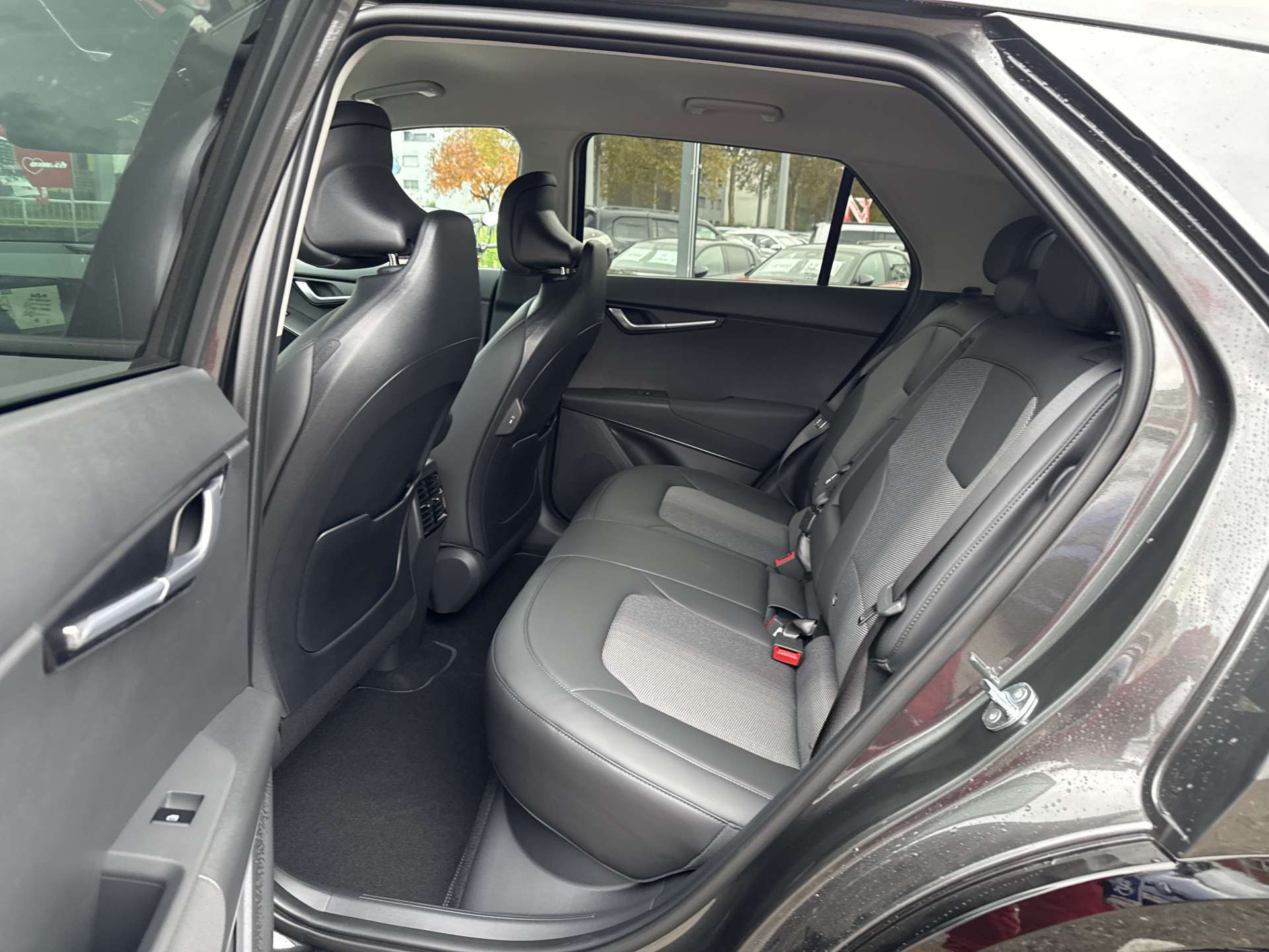 KIA Niro EV 64,8 kWh Light Advanced 204PS Automat-image-6