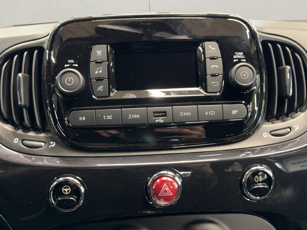 FIAT 500 C 1.0 Hybrid Cult-image-10