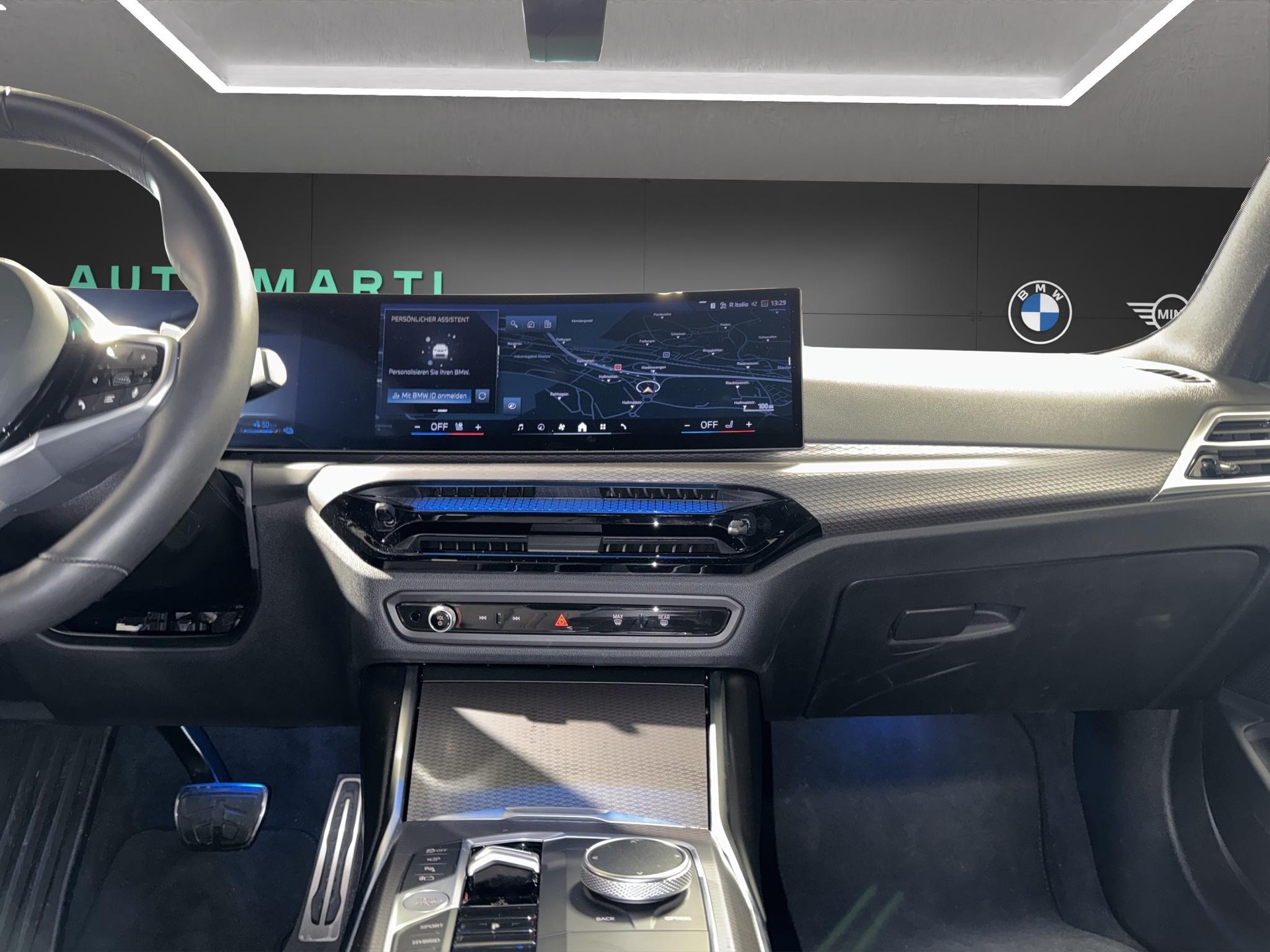 BMW 330e xDrive Touring M Sport-image-19