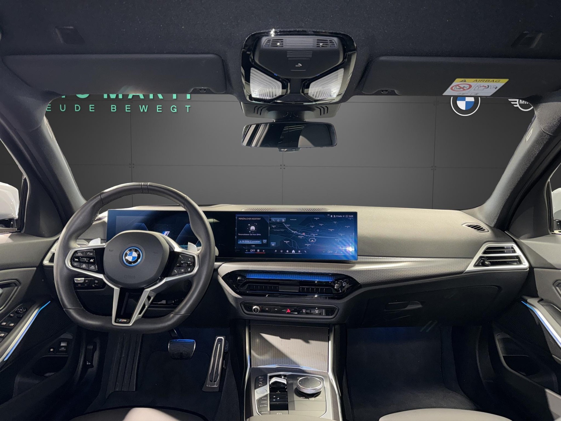 BMW 330e xDrive Touring M Sport-image-20