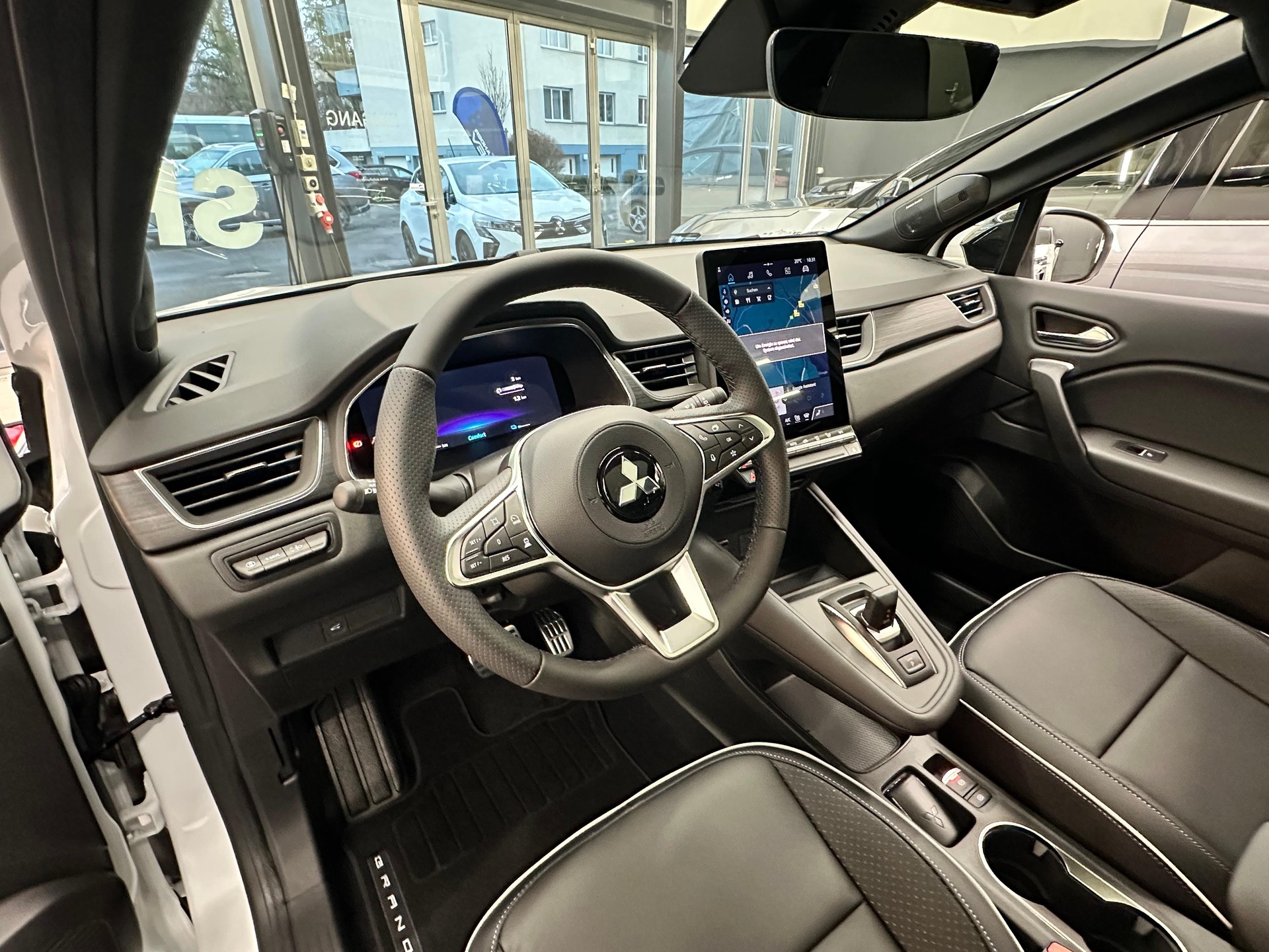 MITSUBISHI Grandis 1.8 HEV Instyle-image-9