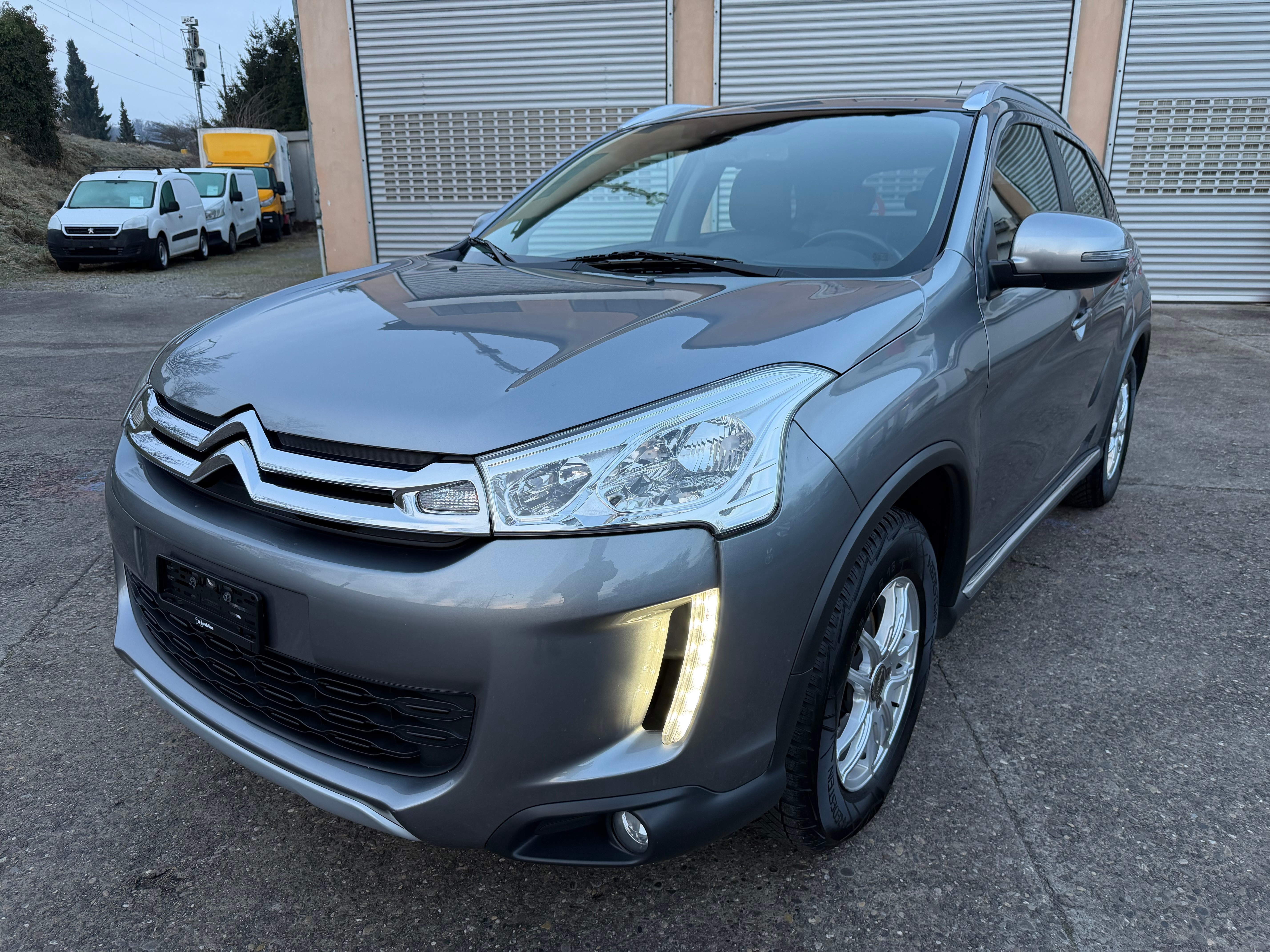 Car photo