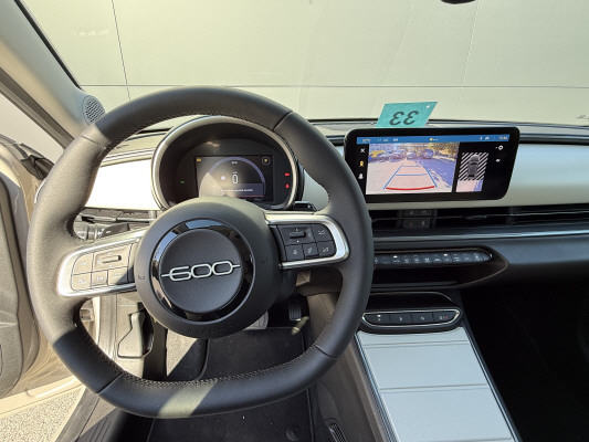 FIAT 600h MildHybrid La Prima-image-6