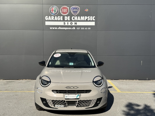 FIAT 600h MildHybrid La Prima-image-1