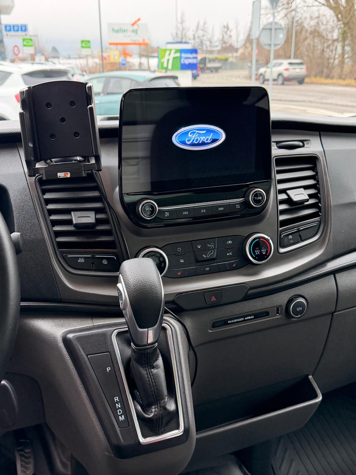FORD Transit-image-4