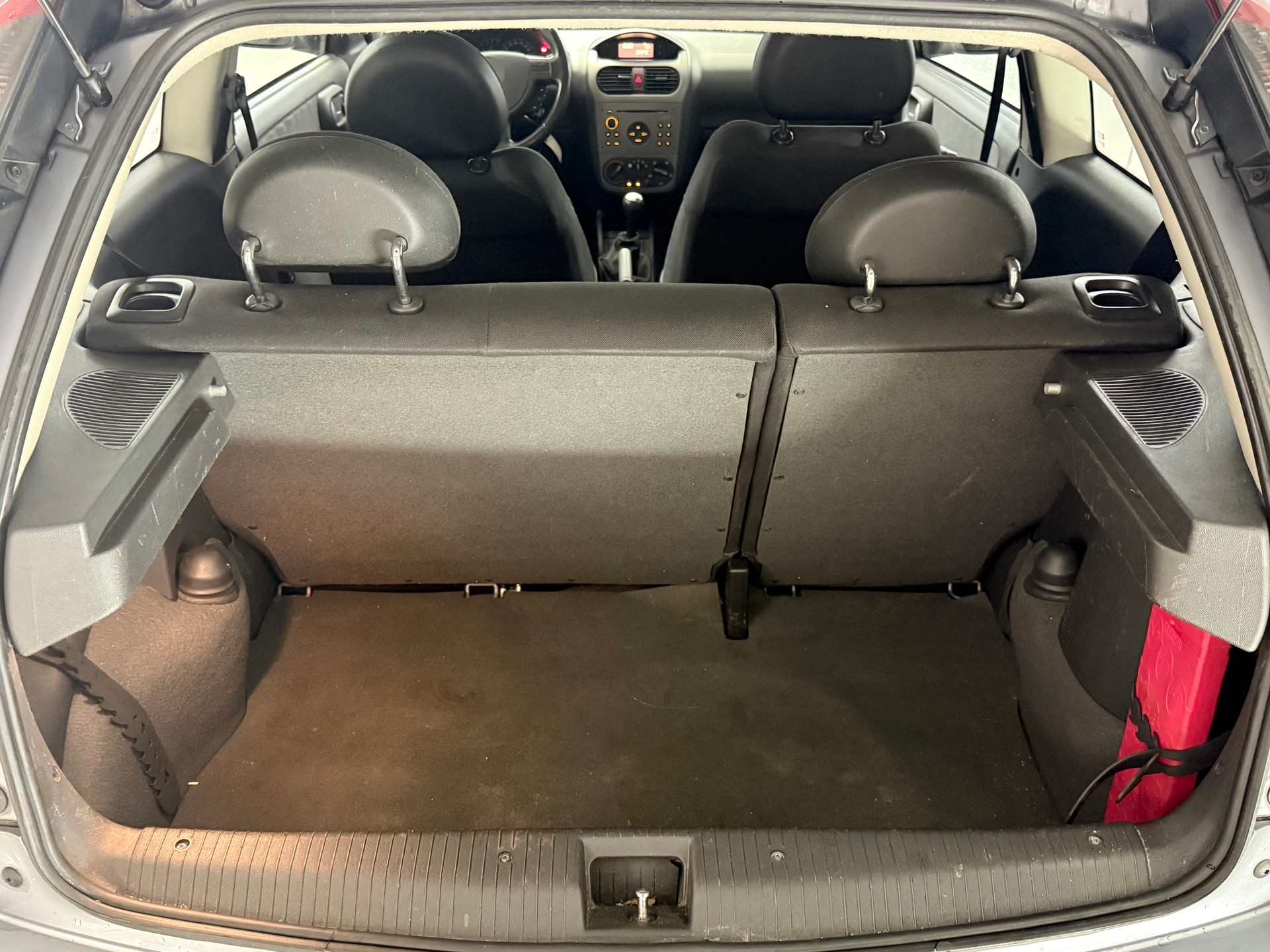 OPEL Corsa 1.2 16V Cosmo-image-12
