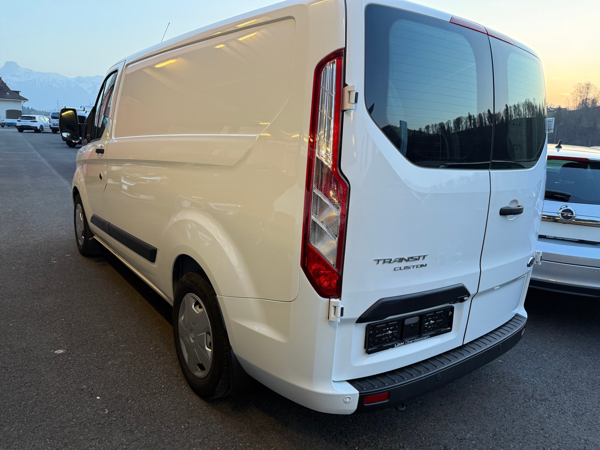 FORD Transit Custom Van 320 L1H1 Trend-image-1