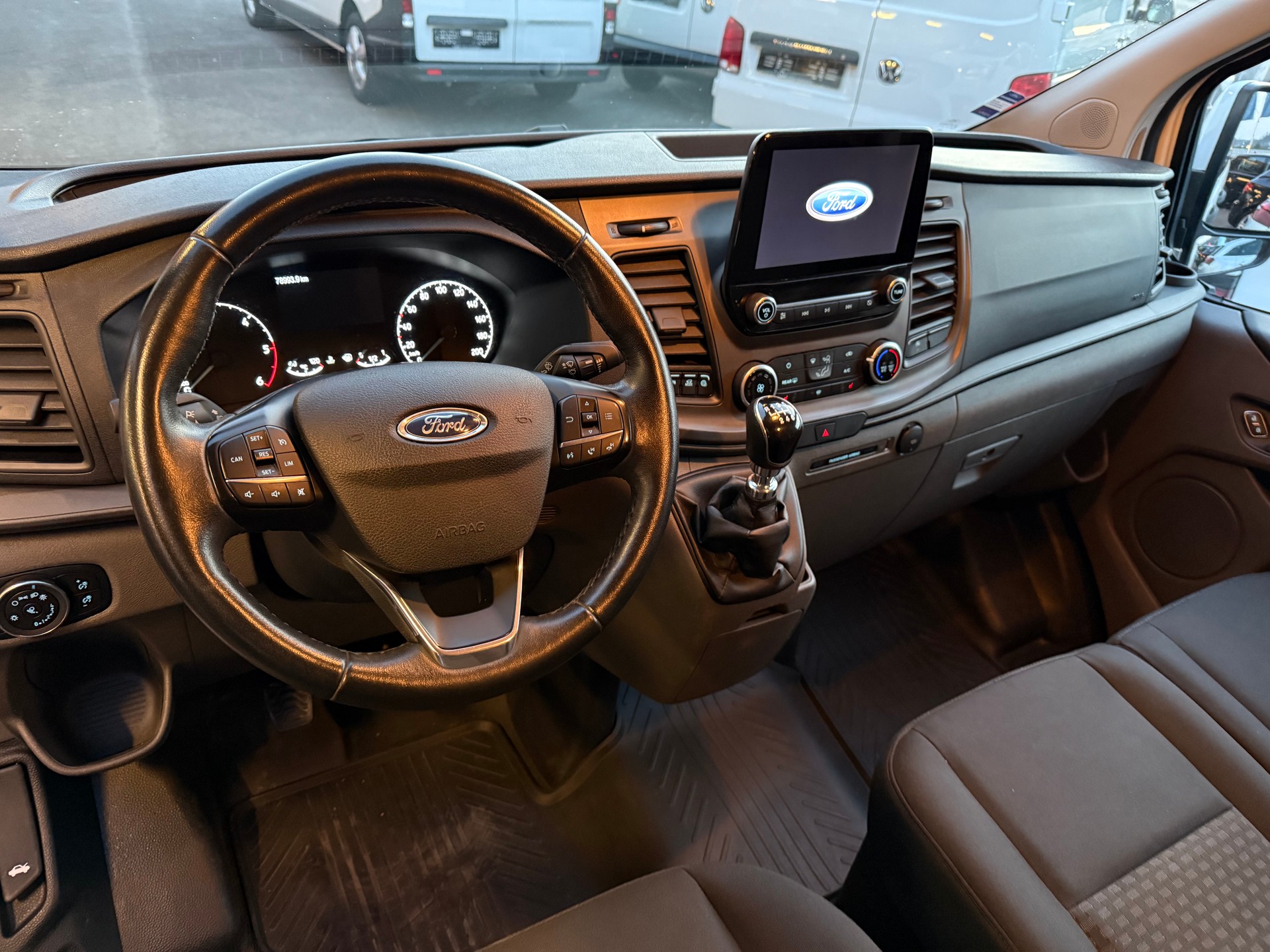 FORD Transit Custom Van 320 L1H1 Trend-image-3