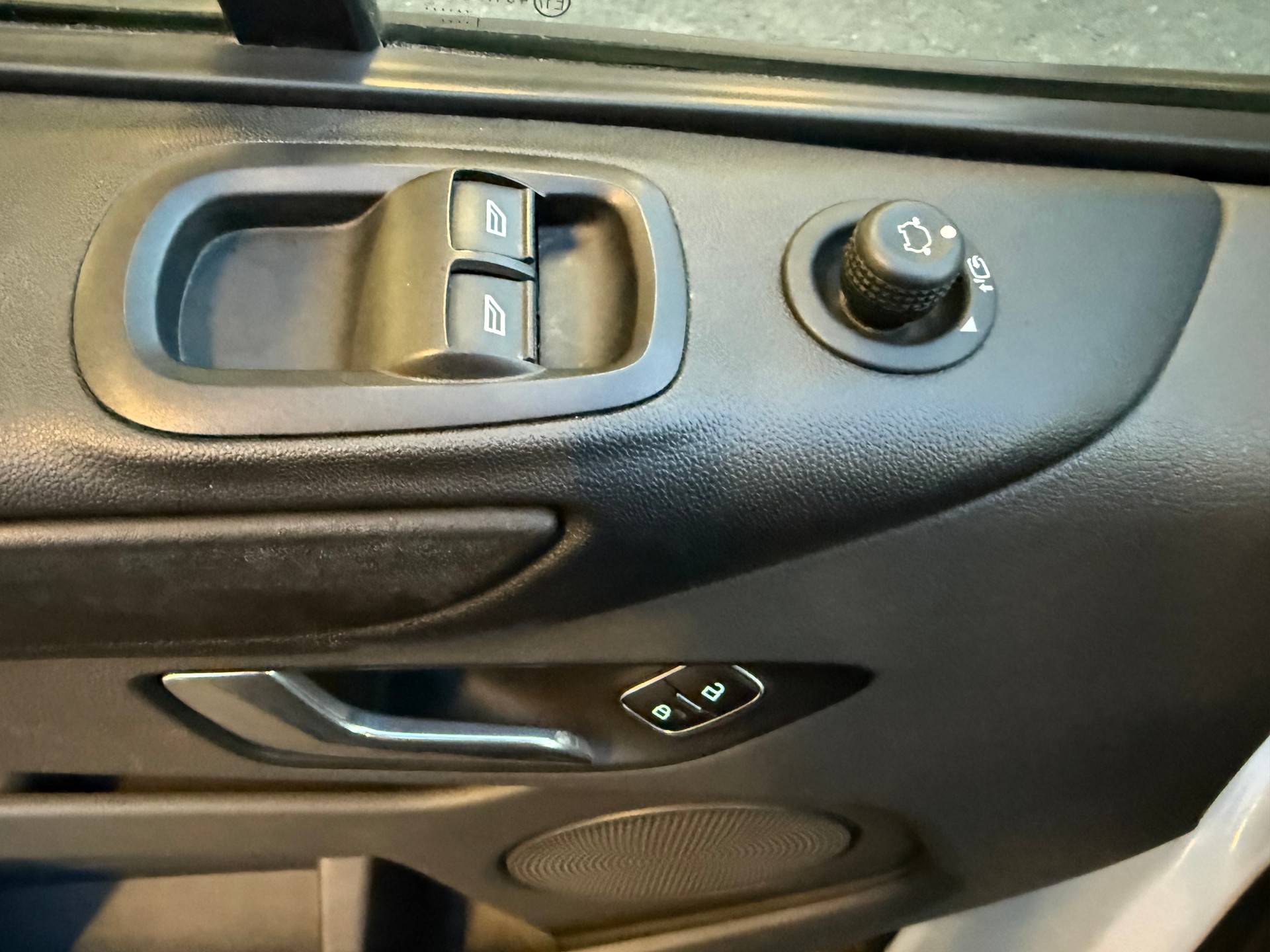 FORD Transit Custom Van 320 L1H1 Trend-image-5