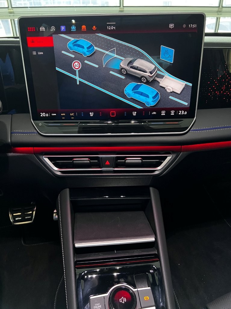 VW Tiguan 2.0 TSI DSG R-Line United 4Motion-image-8