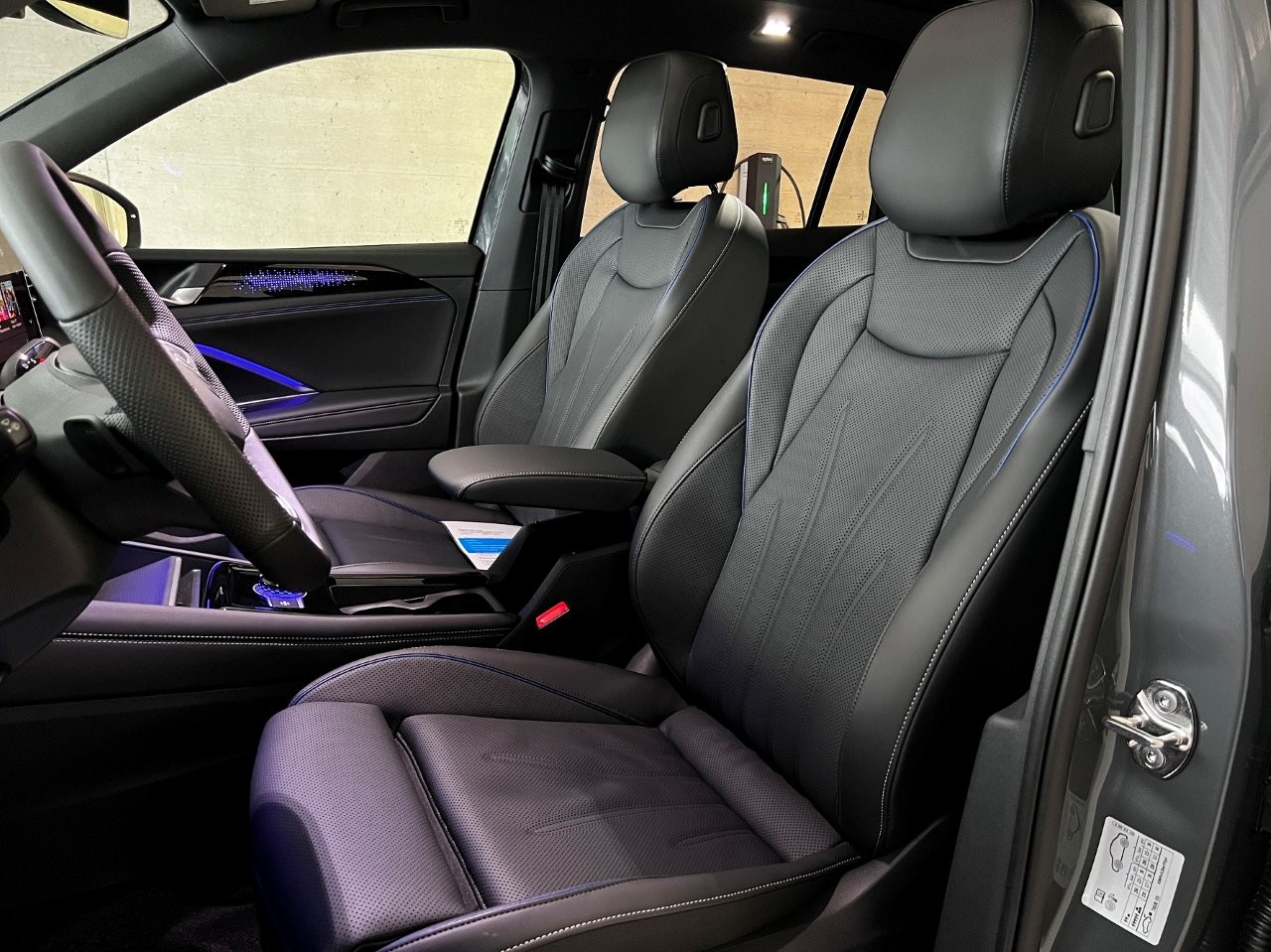 VW Tiguan 2.0 TSI DSG R-Line United 4Motion-image-6