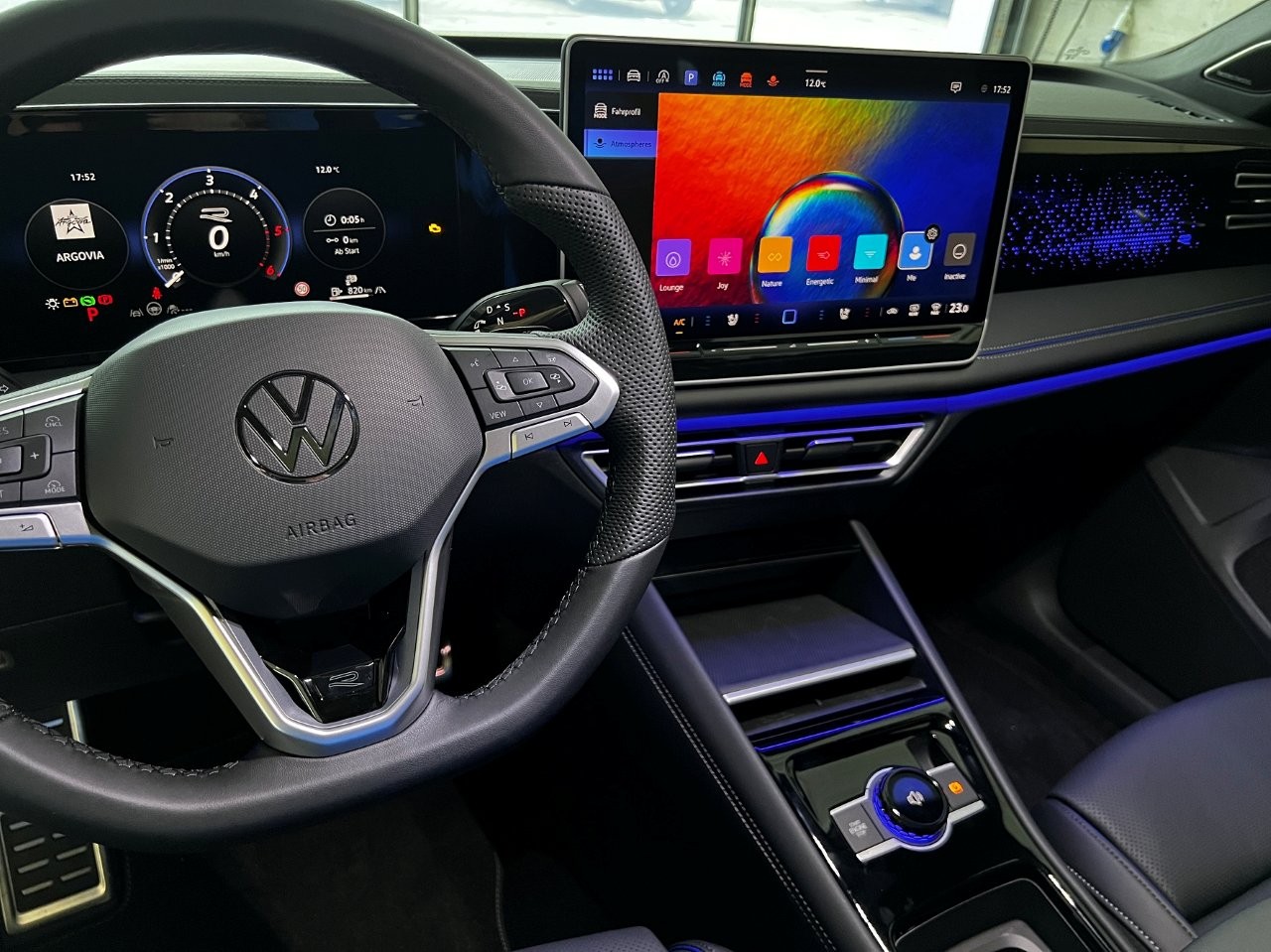 VW Tiguan 2.0 TSI DSG R-Line United 4Motion-image-9