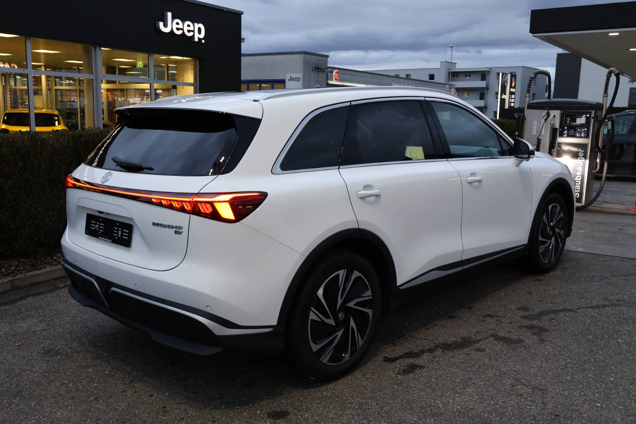 MG S6 EV 77 kWh Luxury 4WD-image-1