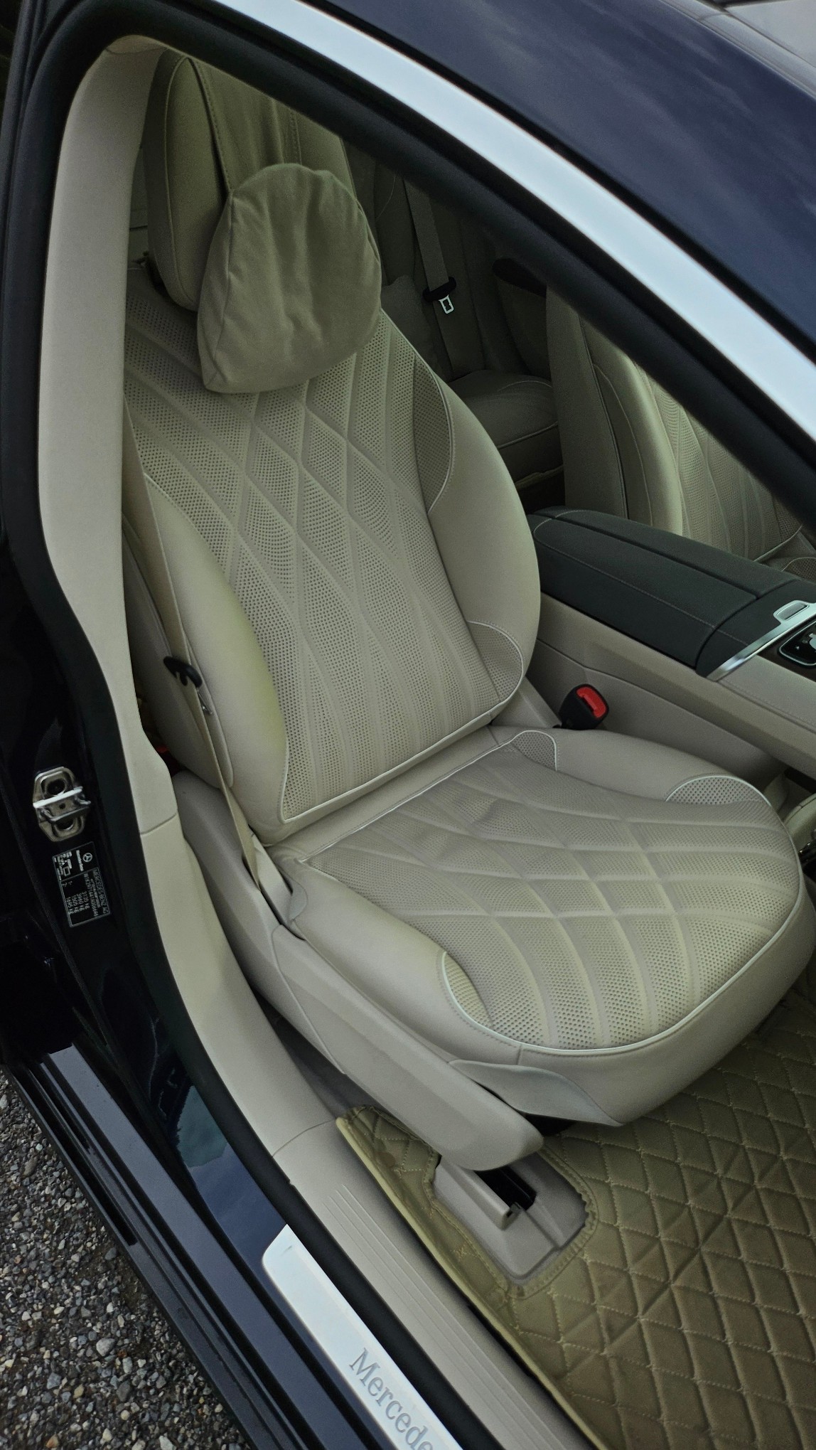 MERCEDES-BENZ EQS 580 4Matic-image-4