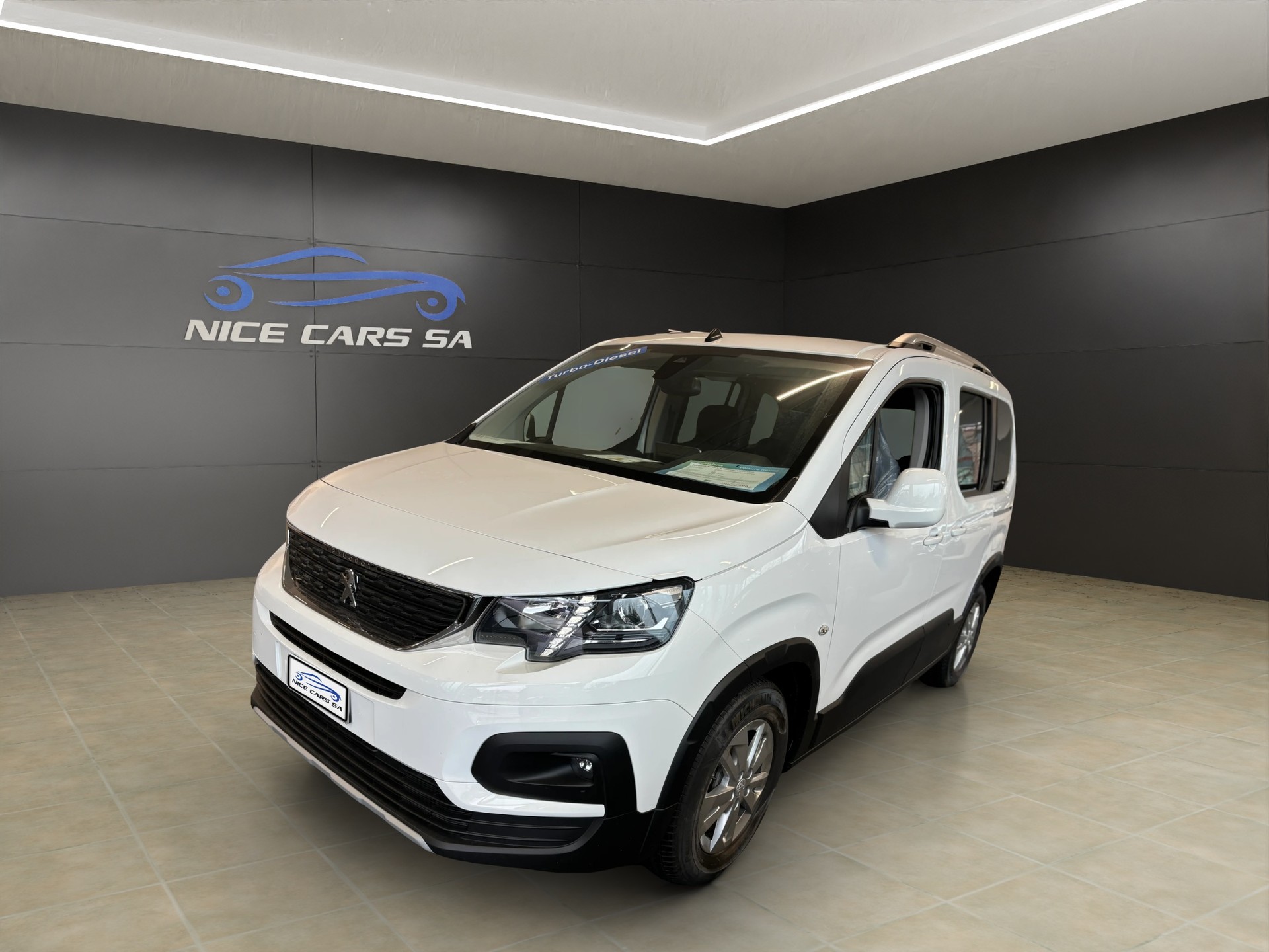 PEUGEOT Rifter 1.5 BlueHDi Allure Pack