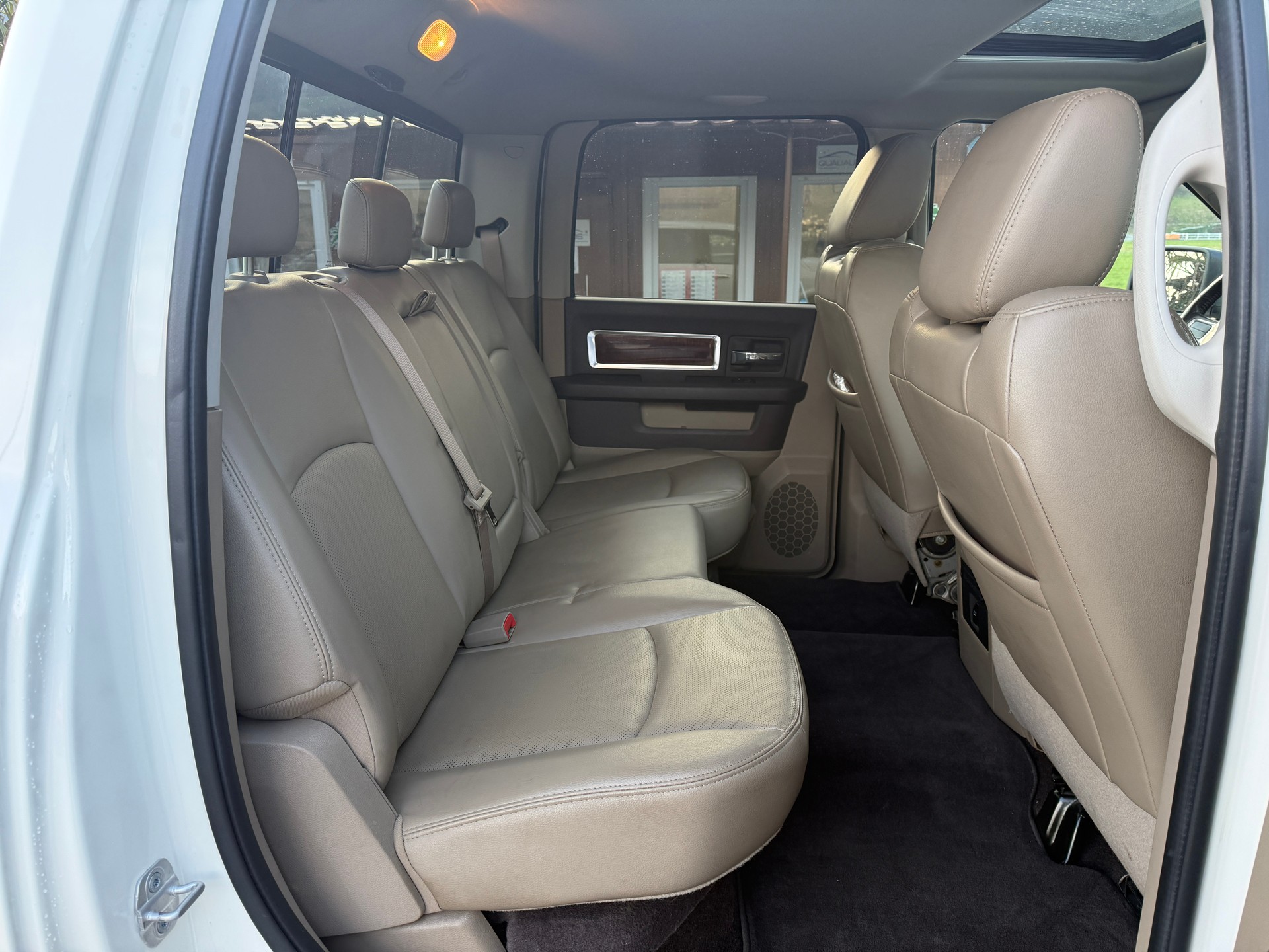 DODGE 1500 V8 * Leistungs-Kompressor * 6000kg A-Last *-image-15