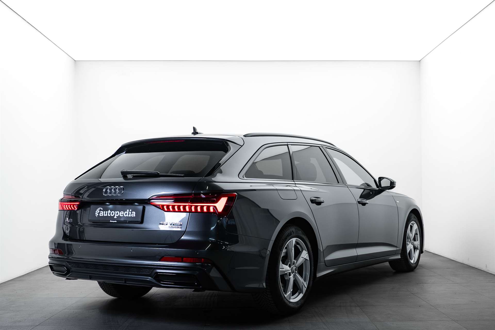 AUDI A6 Avant 45 TFSI S-Line! S-tronic quattro-image-2