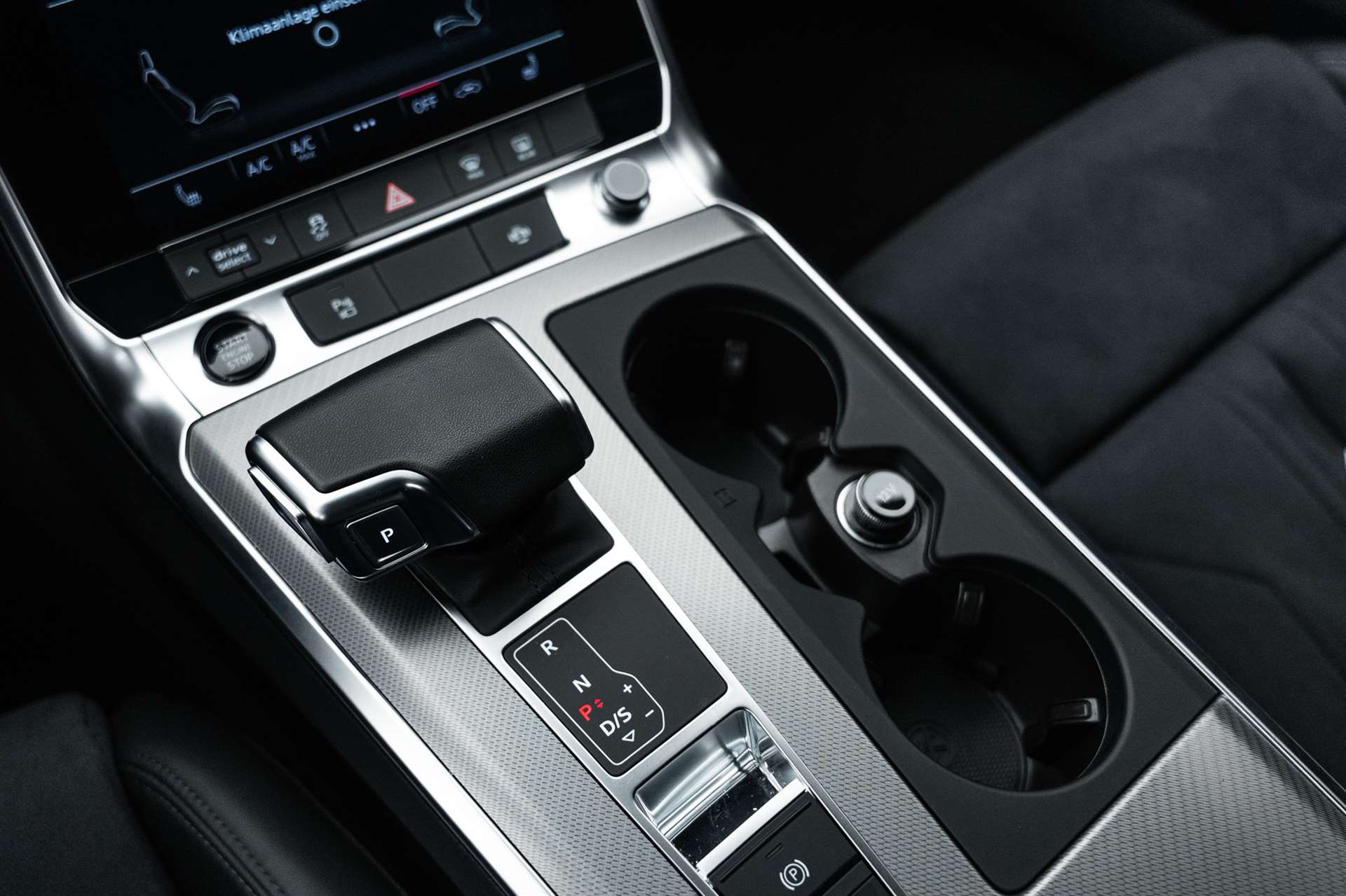 AUDI A6 Avant 45 TFSI S-Line! S-tronic quattro-image-25