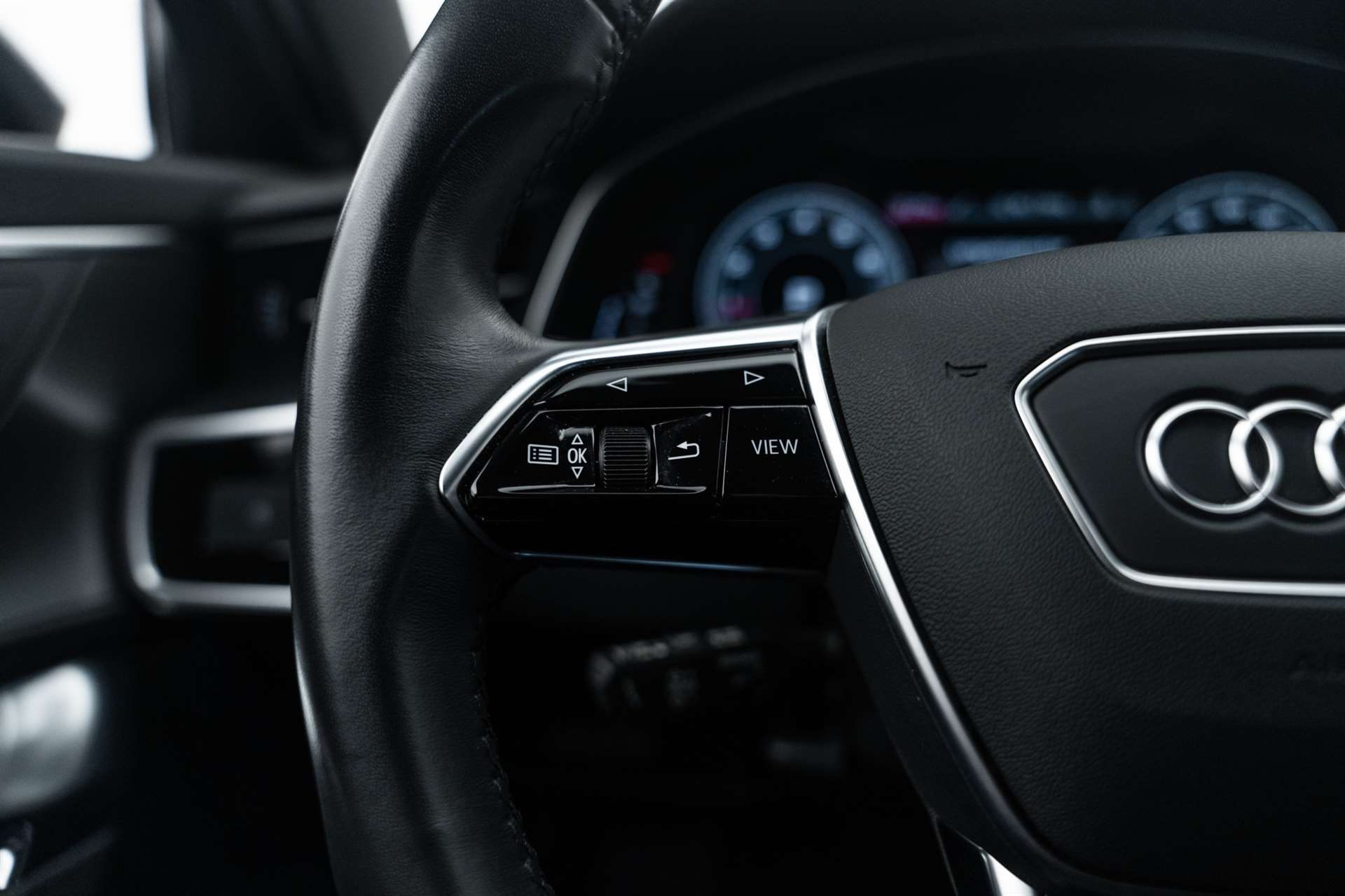 AUDI A6 Avant 45 TFSI S-Line! S-tronic quattro-image-15