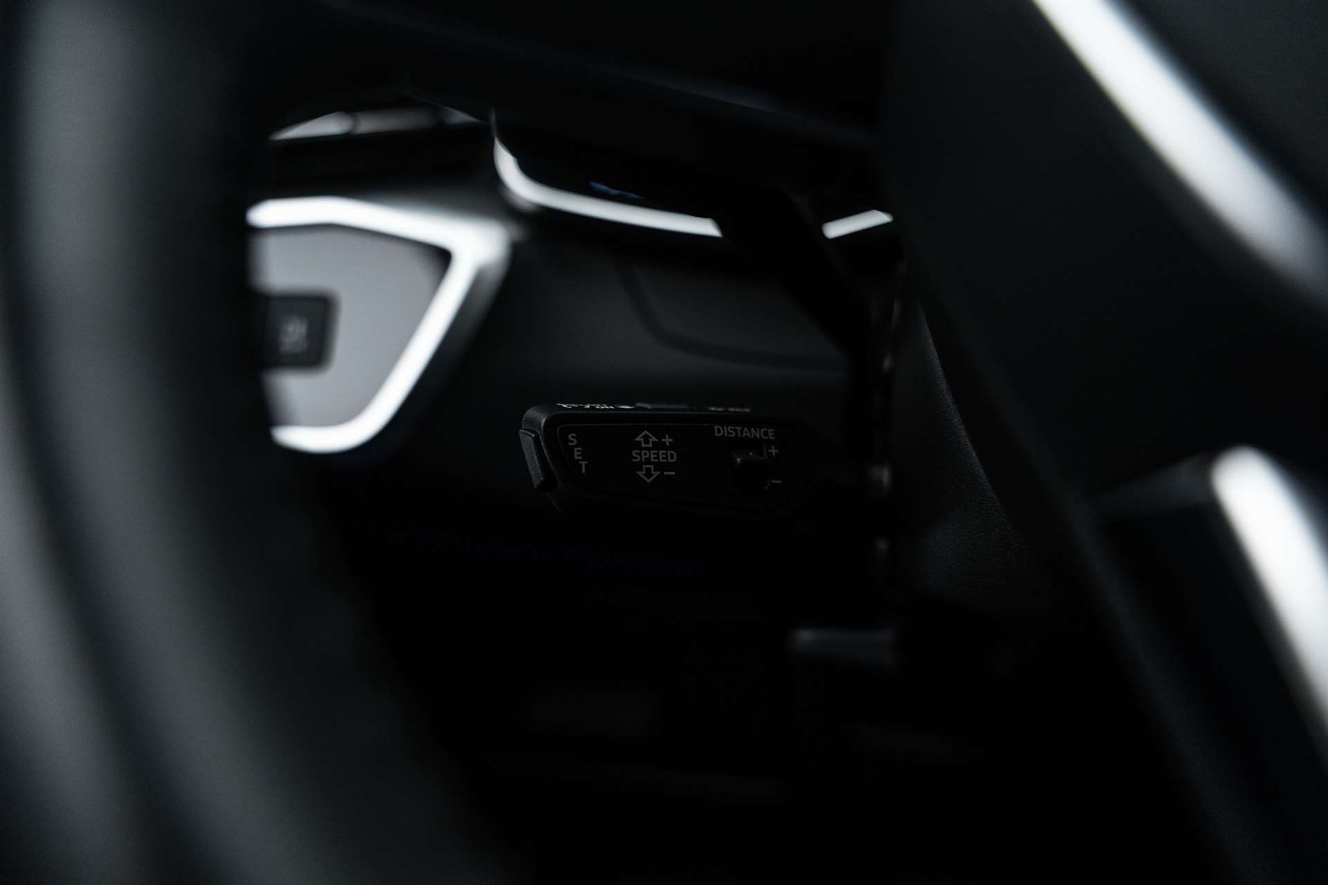AUDI A6 Avant 45 TFSI S-Line! S-tronic quattro-image-16