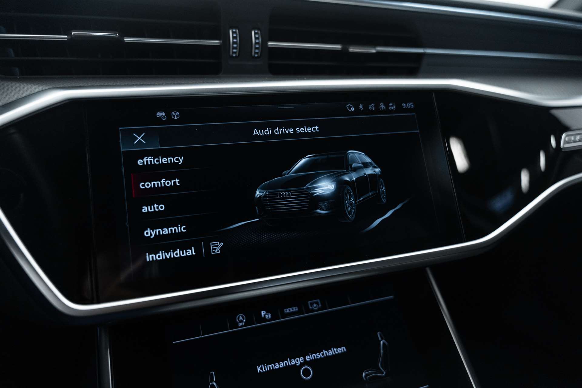 AUDI A6 Avant 45 TFSI S-Line! S-tronic quattro-image-23