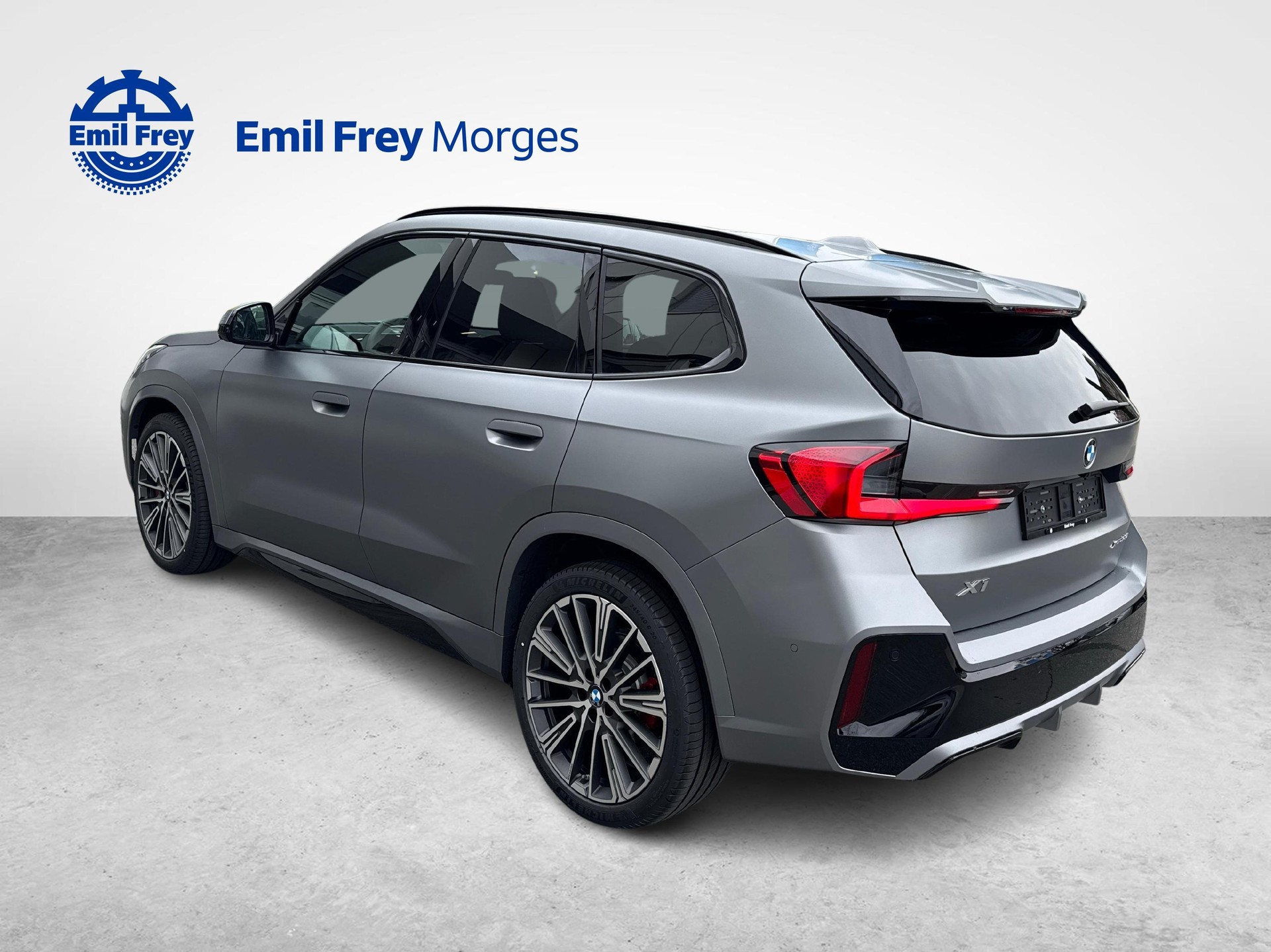 BMW X1 23i xDrive-image-2