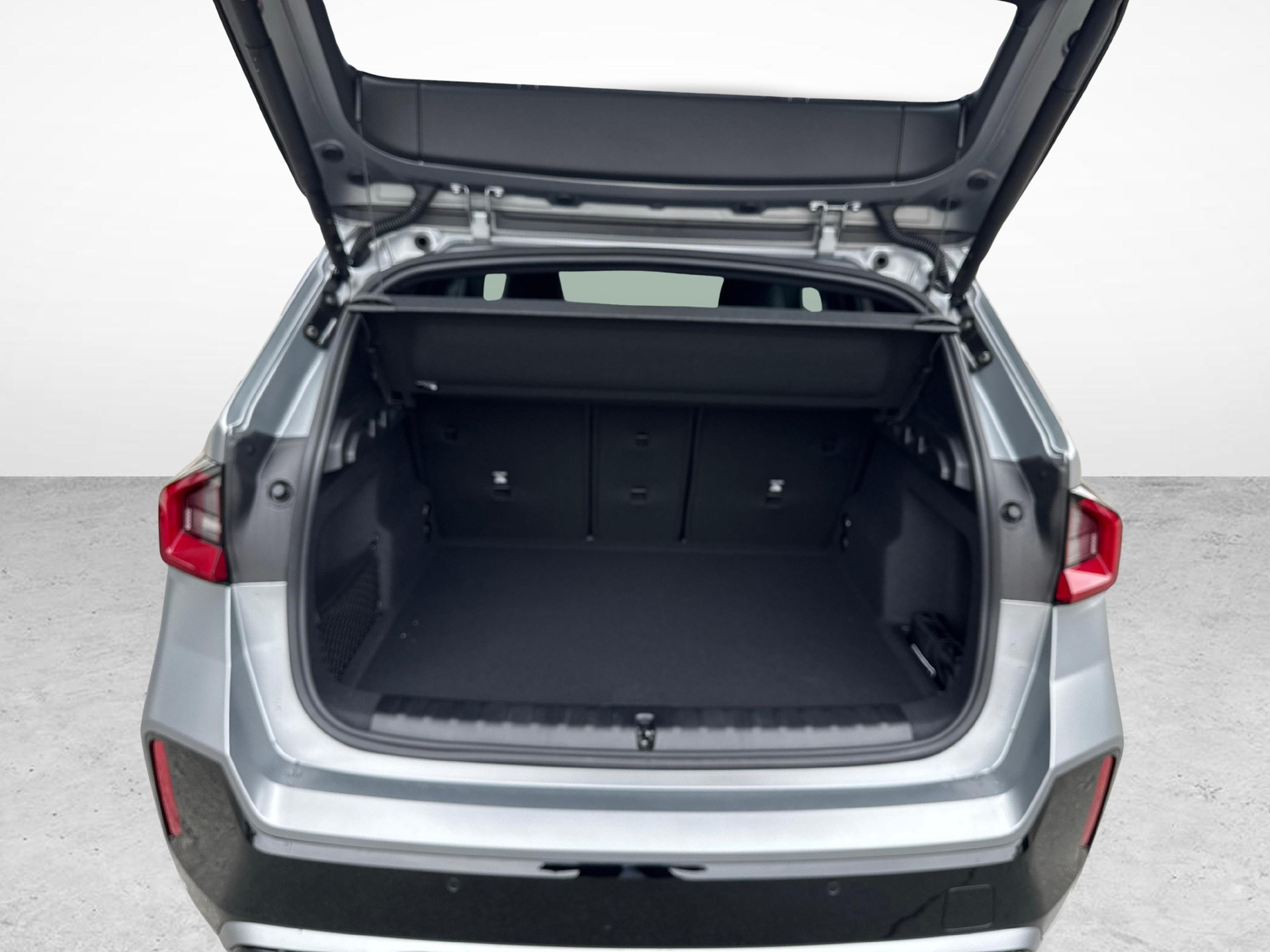 BMW X1 23i xDrive-image-11