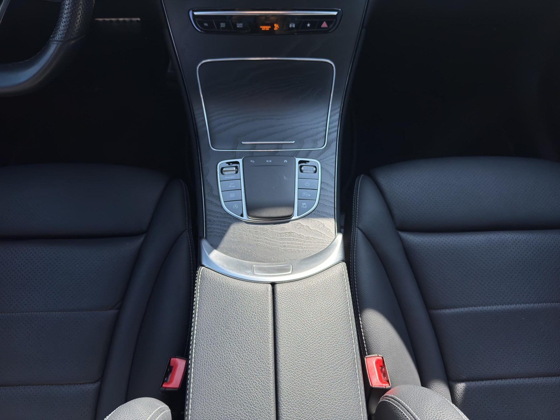 MERCEDES-BENZ GLC 300 d AMG Line 4m-image-14