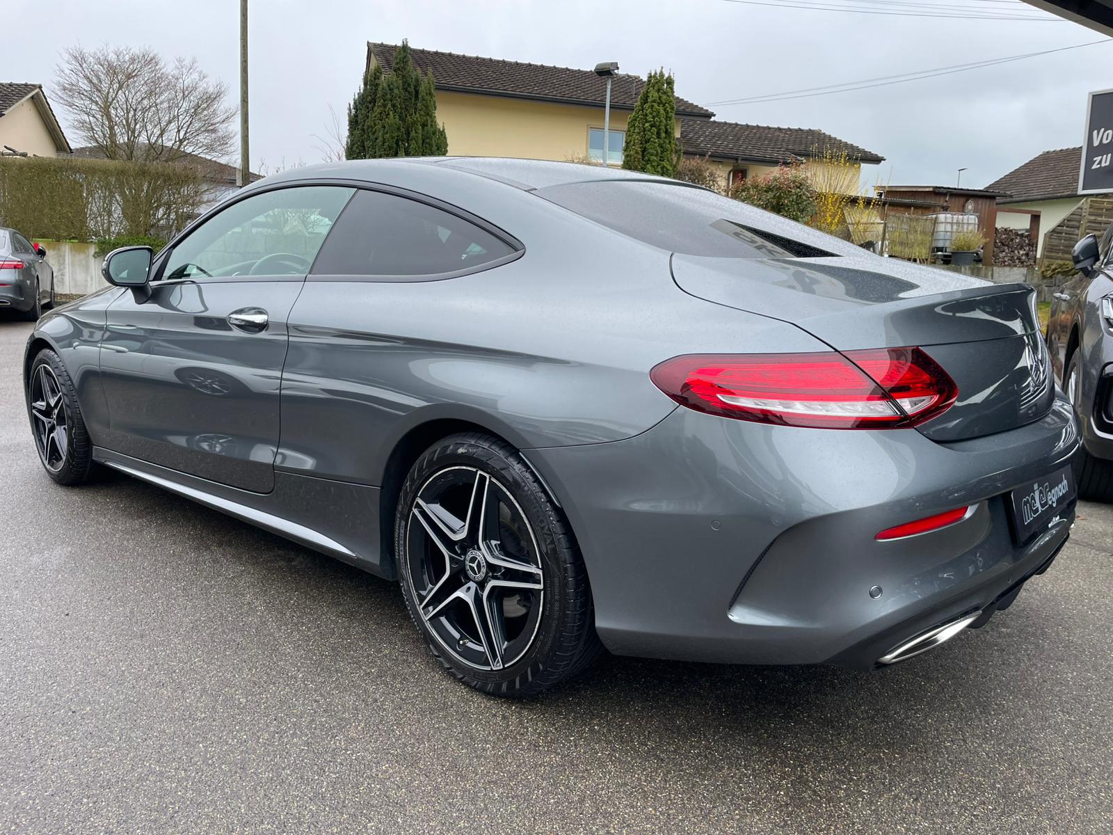 MERCEDES-BENZ C 200 Coupé 4Matic AMG Line 9G-Tronic-image-6