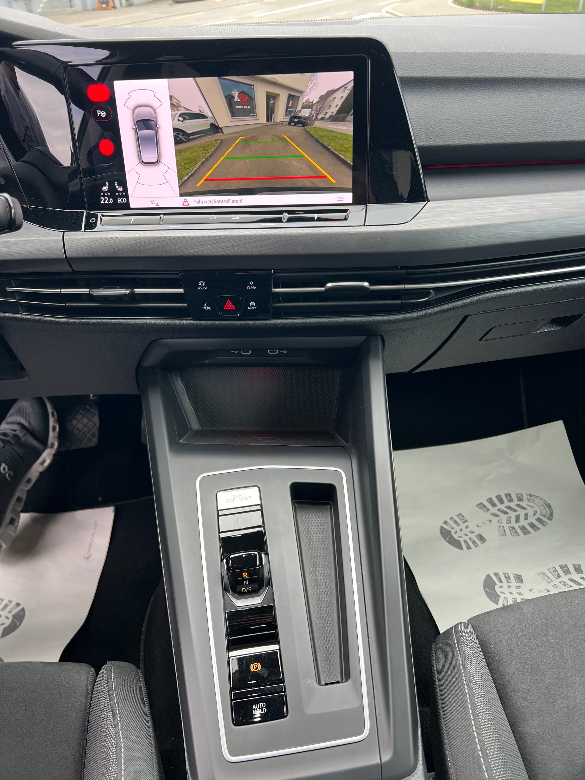 VW Golf 1.4 TSI PHEV Style-image-9