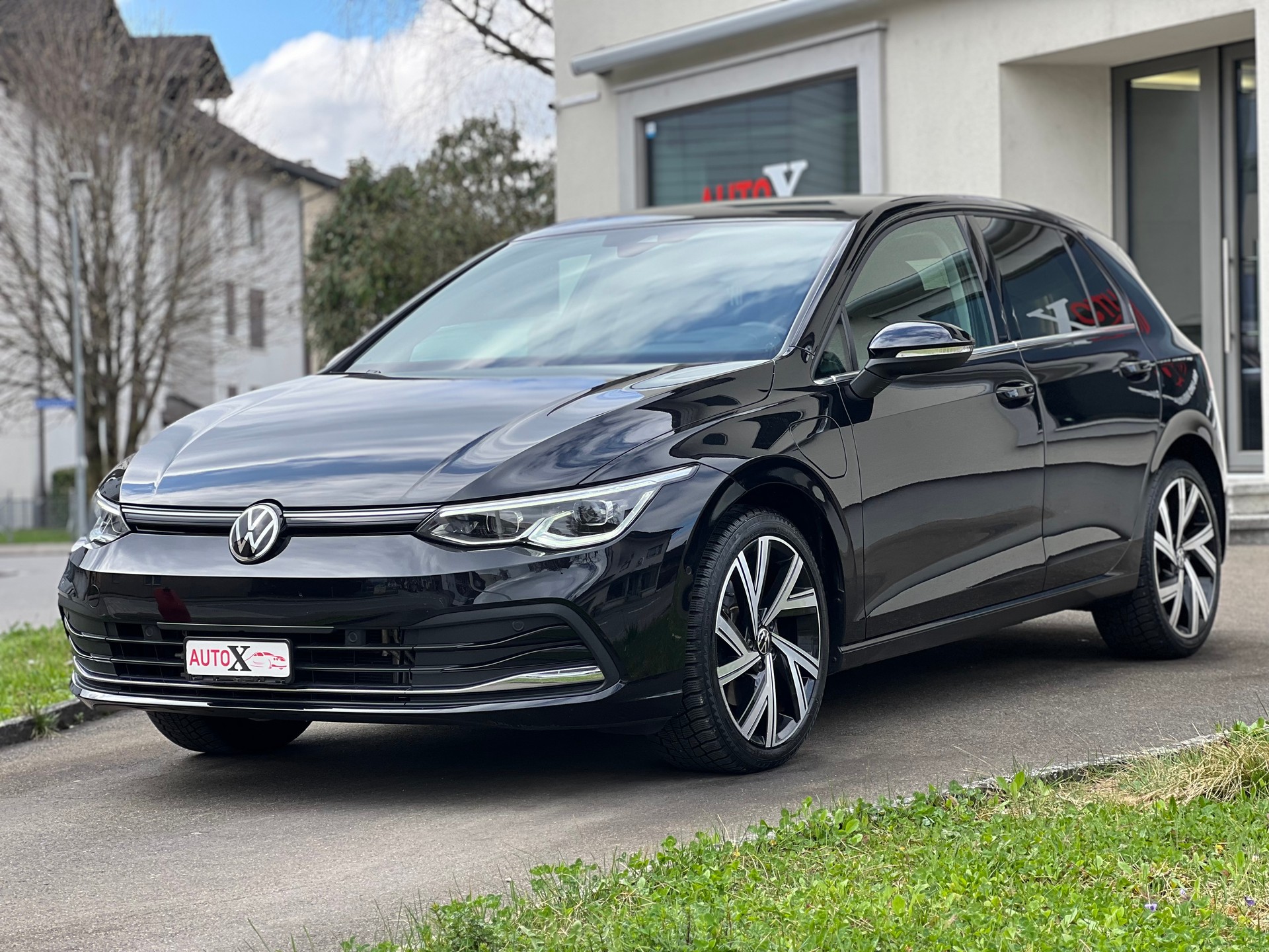VW Golf 1.4 TSI PHEV Style-image-1